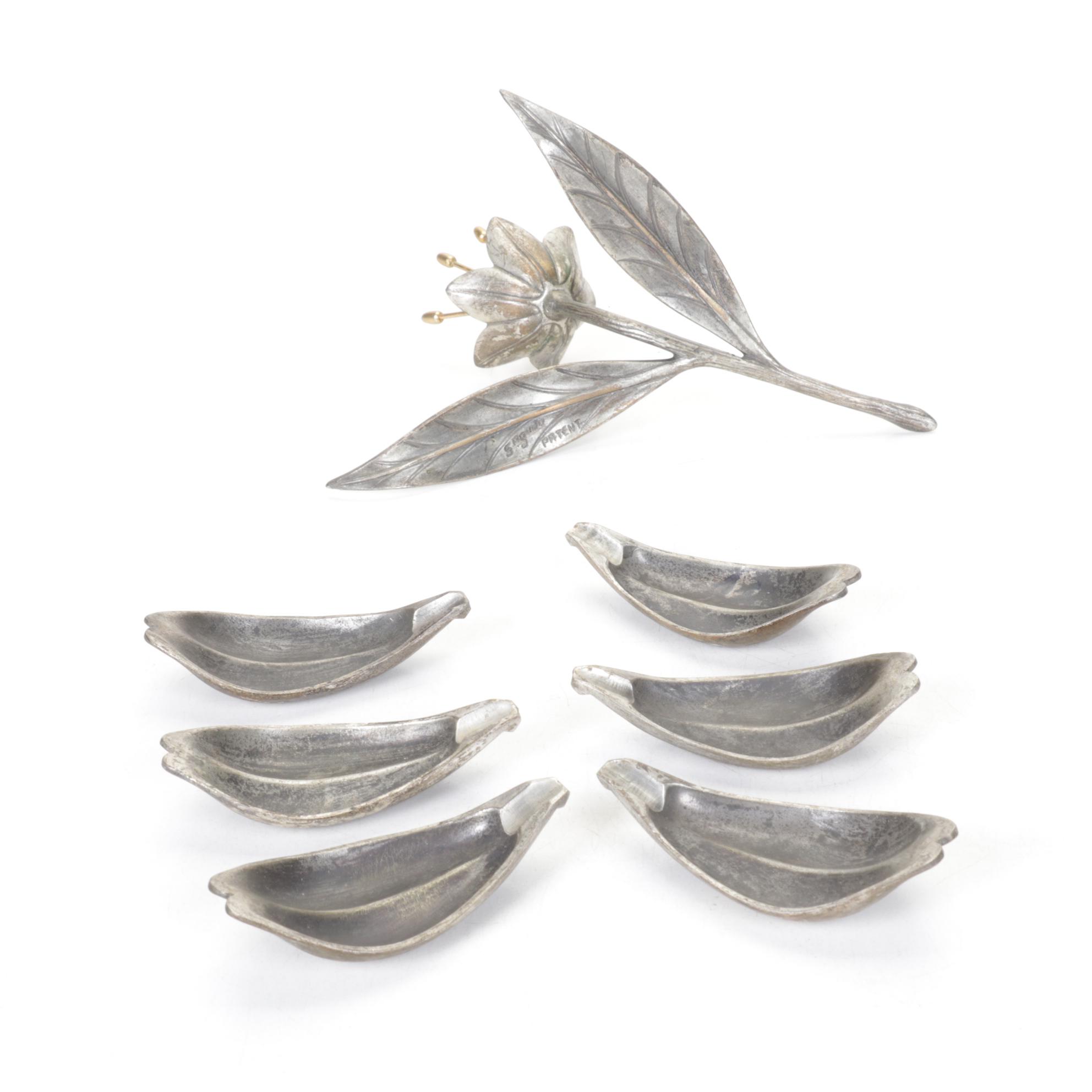 S. Agudo Mid-Century Metal Flowers With Removable Petal Individual Ashtrays