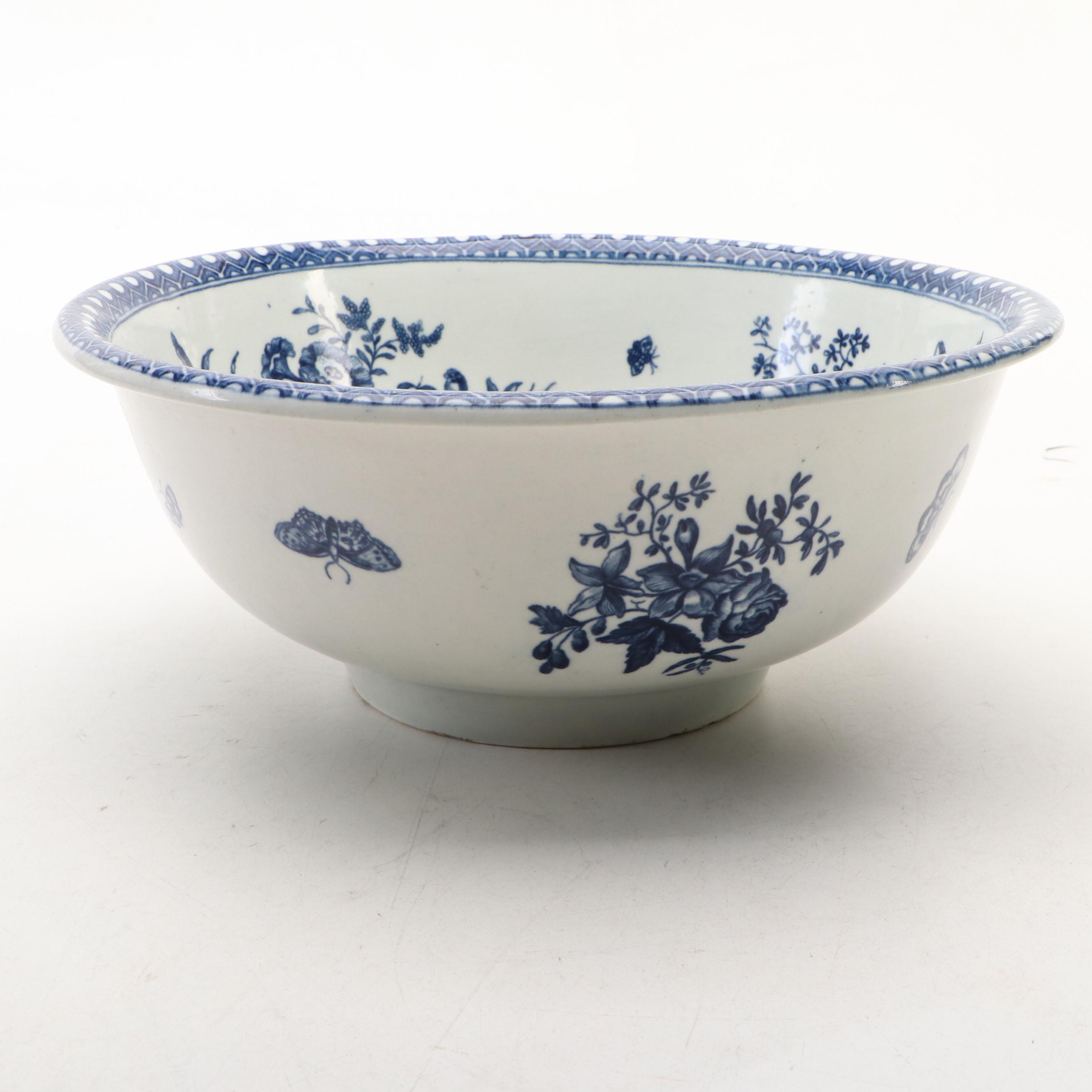 Worcester Dr. Wall Period Blue and White Porcelain Bottle and Bowl, 1751–1783