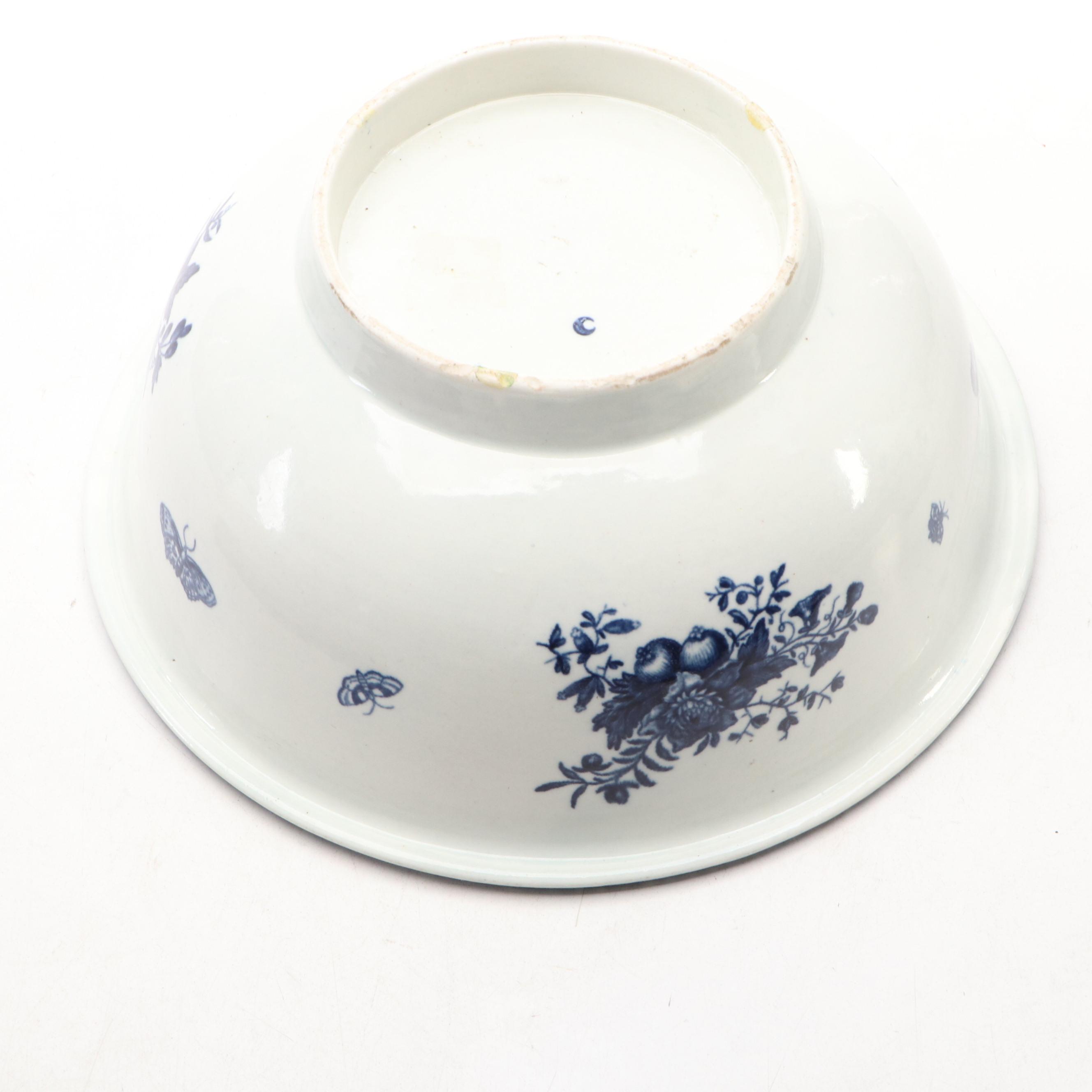 Worcester Dr. Wall Period Blue and White Porcelain Bottle and Bowl, 1751–1783