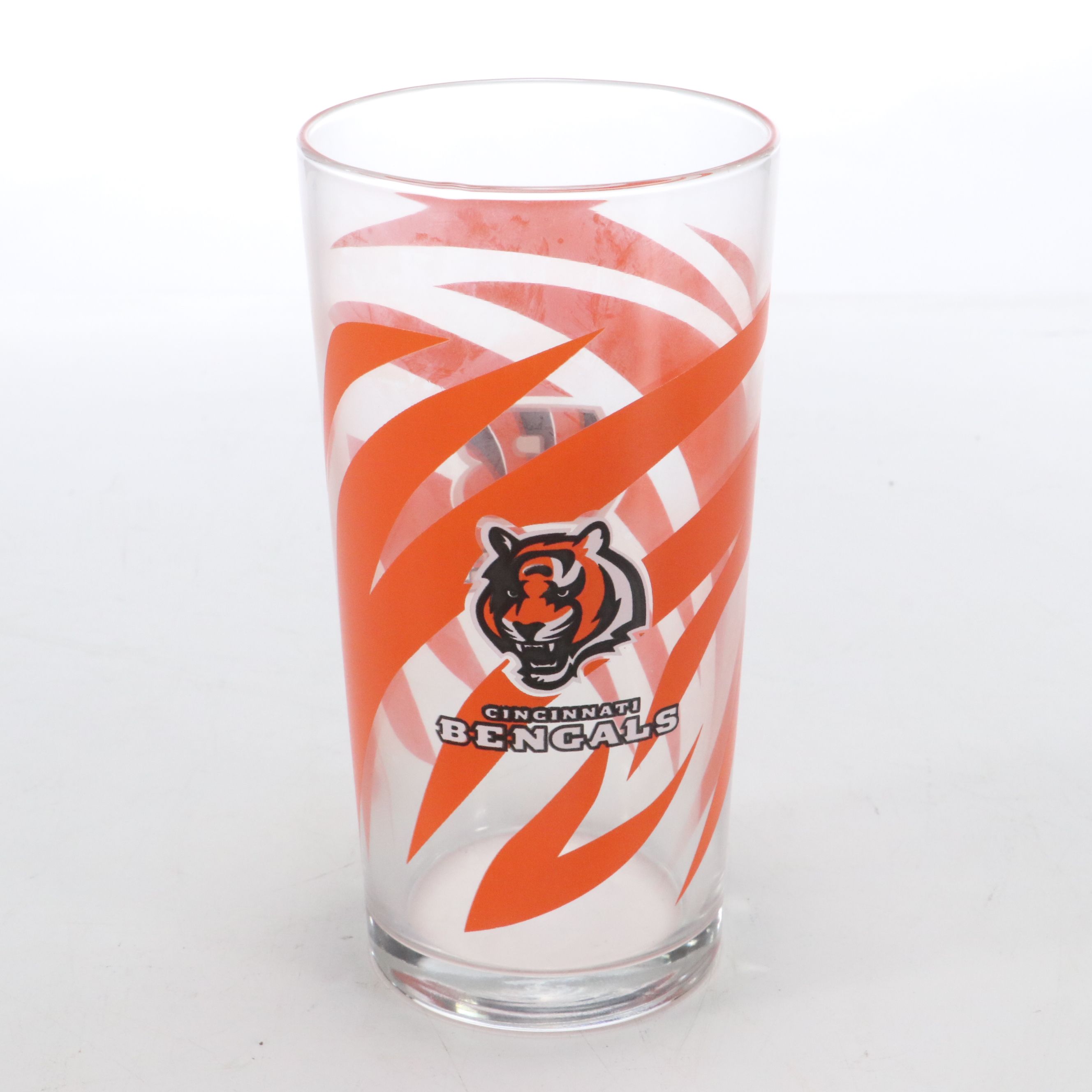 Libbey Glass Cincinnati Bengals Glass Tumblers with Lipton Plastic Pitcher