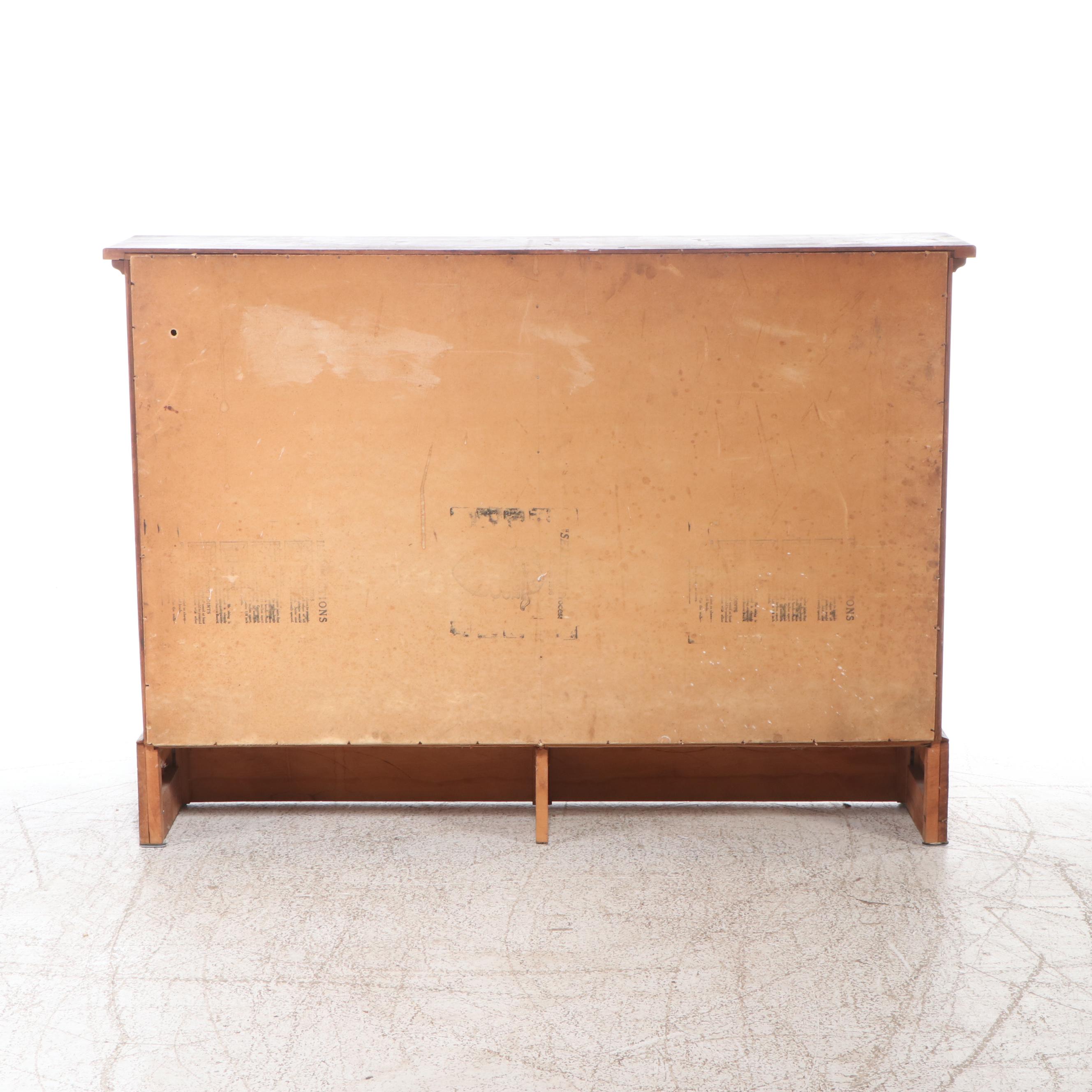 Arts & Crafts Maple Cabinet Bookcase, Early 20th Century