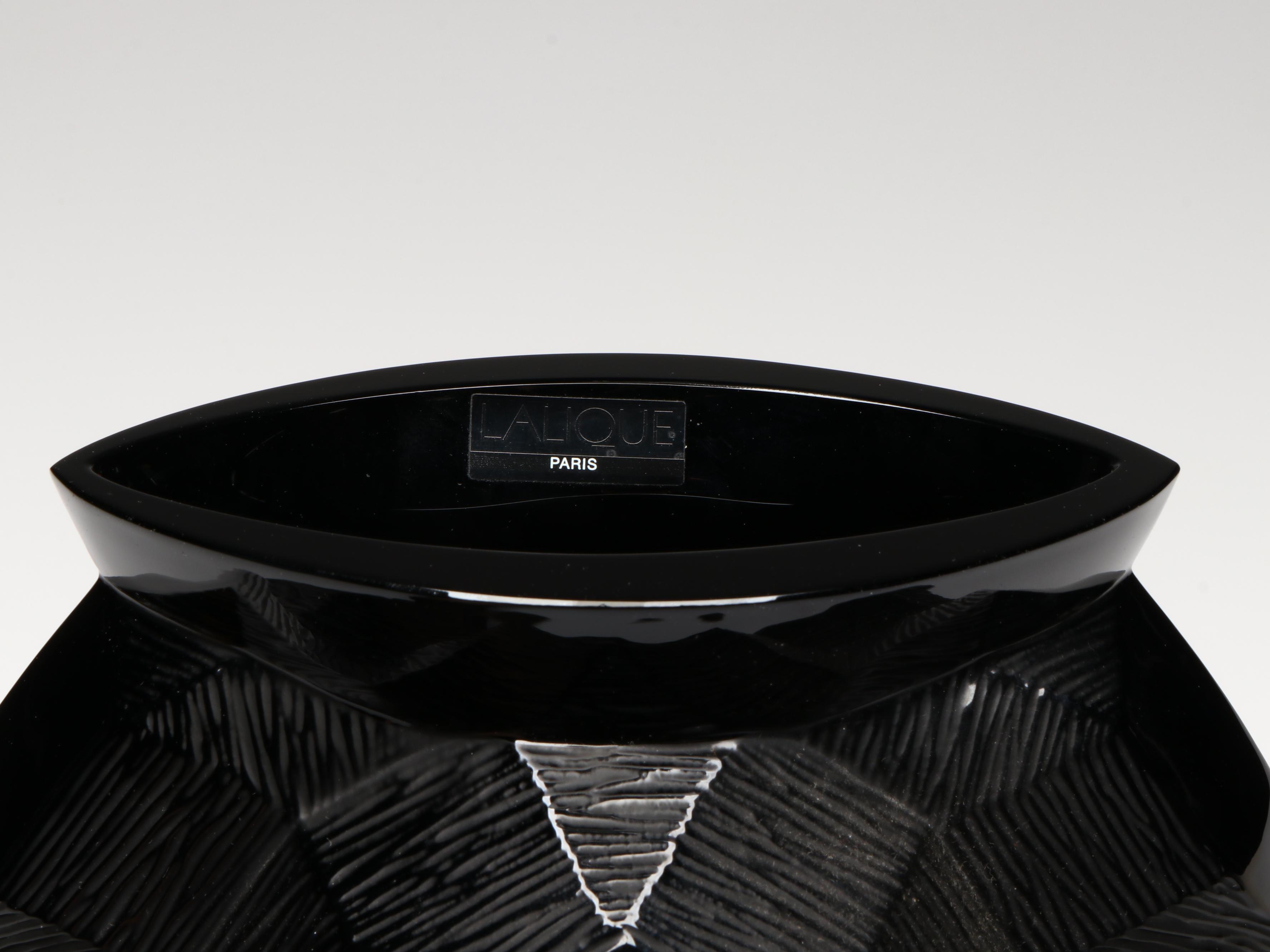 Lalique Limited Edition "Tortue" Noire Crystal Vase