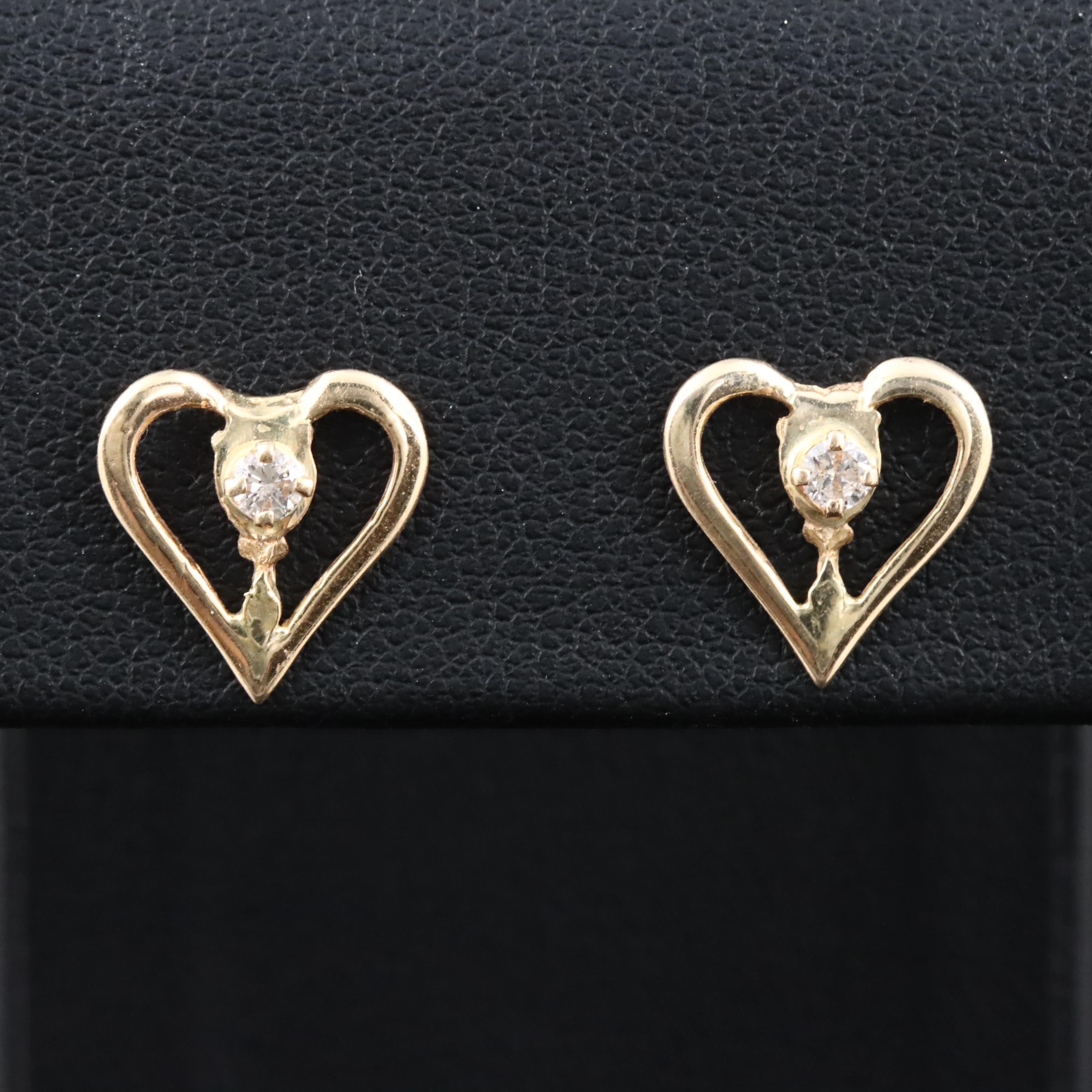 14K 0.11 CTW Diamond Heart Earrings