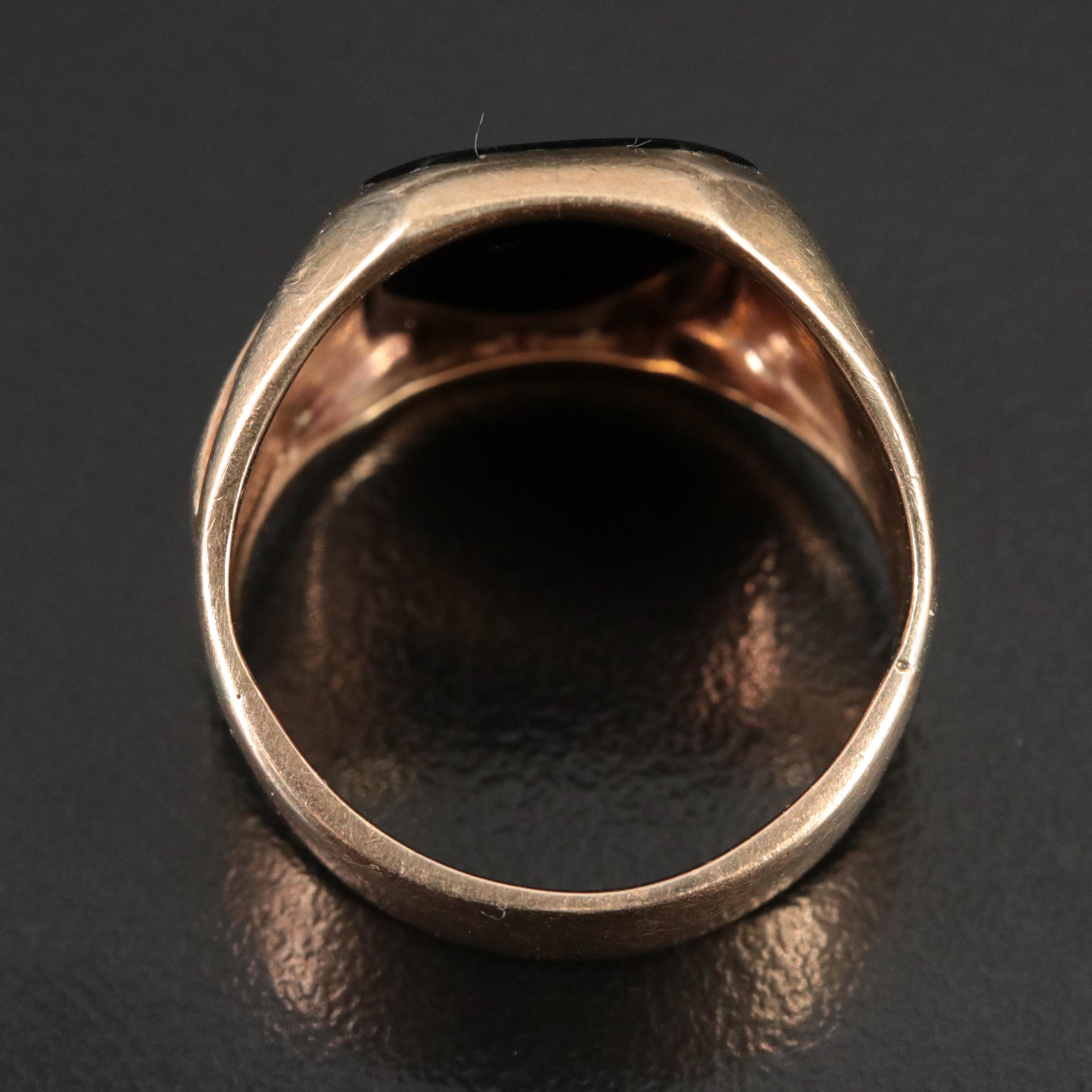 Vintage 10K Black Onyx Intaglio Roman Soldier Ring