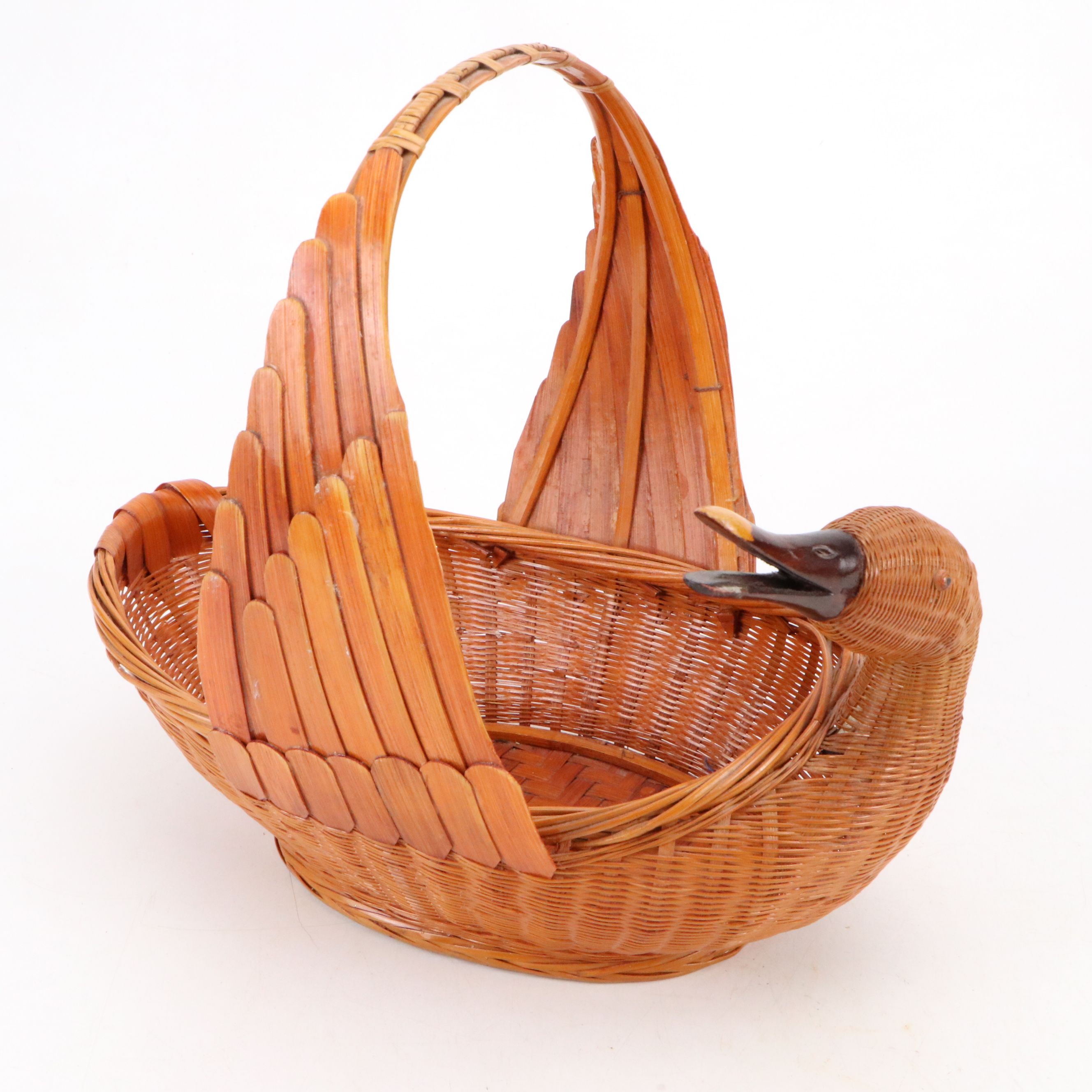 Shanghai Handicrafts Woven Wicker Elephant Box and Duck Baskets
