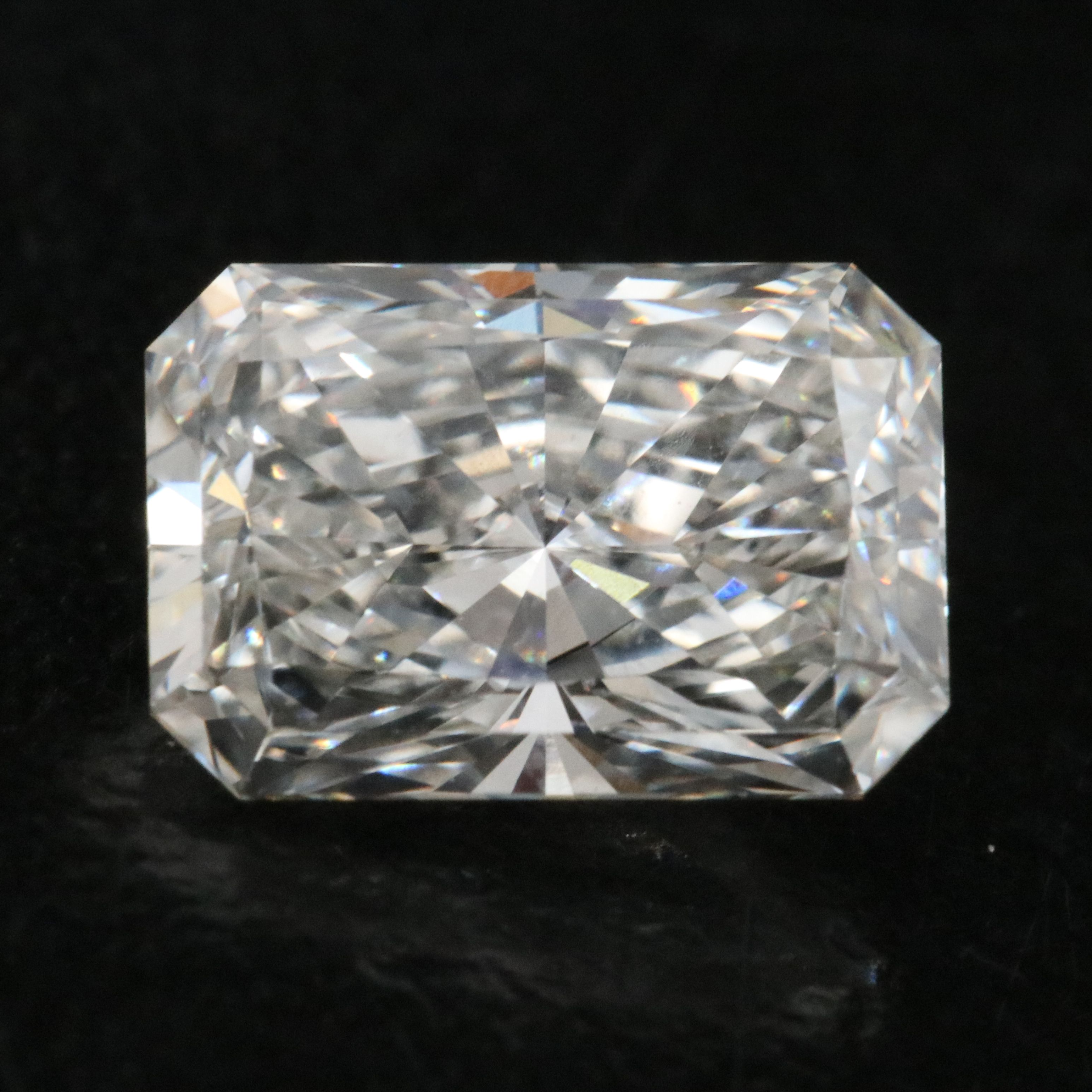 Loose 1.77 CT Lab Grown Diamond with IGI Report