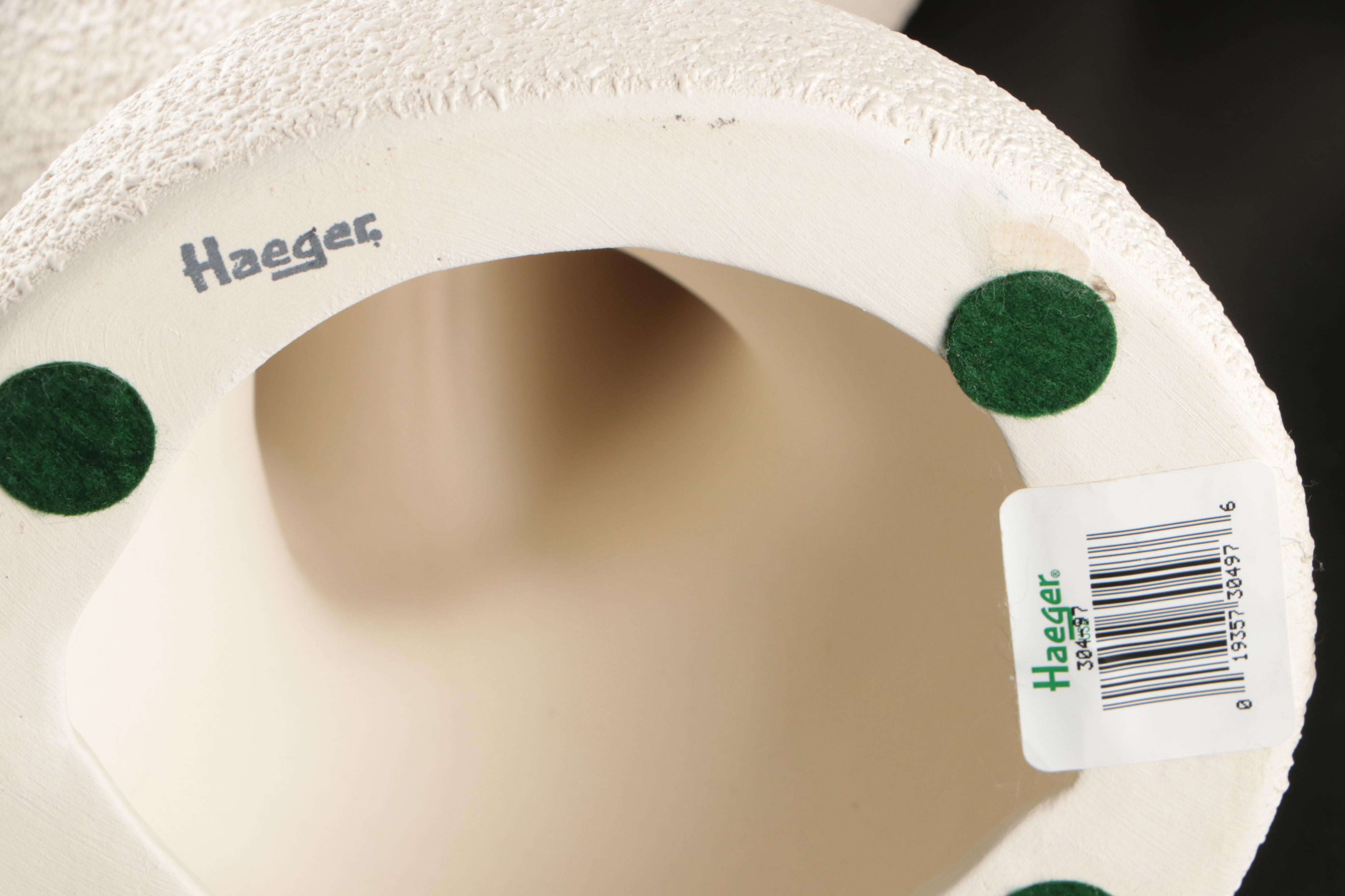 Pair of Haeger Matte Textured Ceramic Gazelles, Late 20th Century