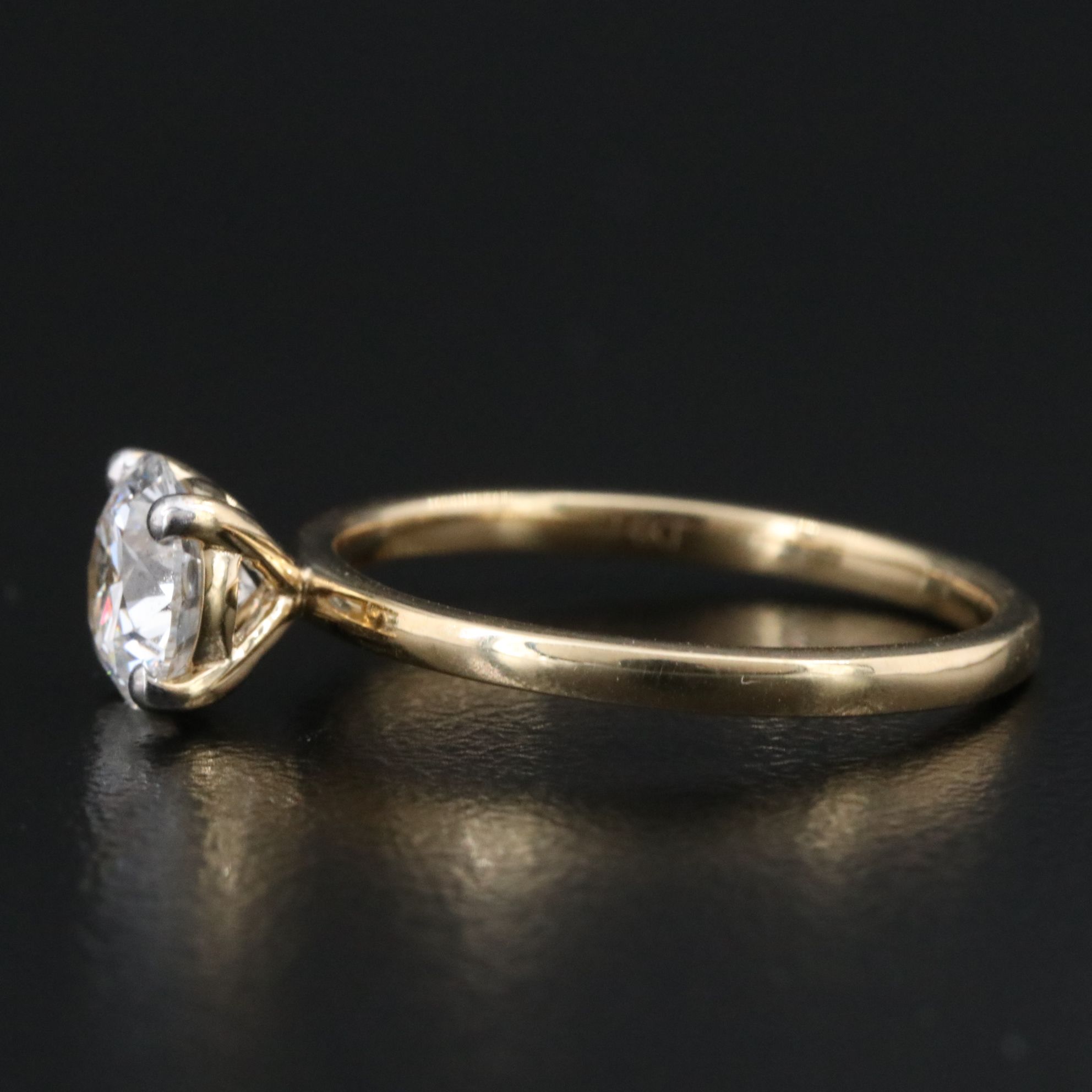 14K 1.00 CT Lab Grown Diamond Solitaire Ring with IGI Report