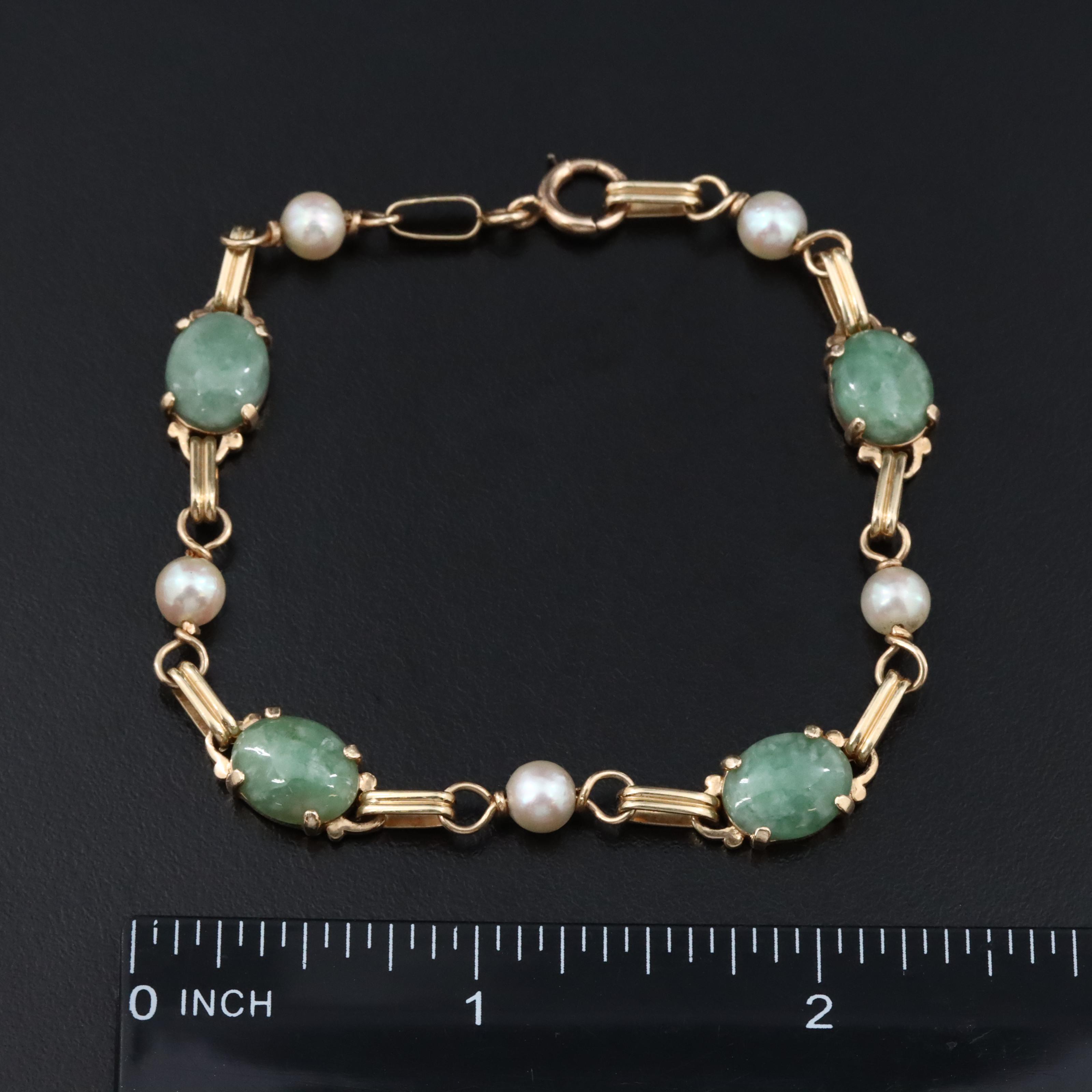 14K Jadeite and Pearl Bracelet