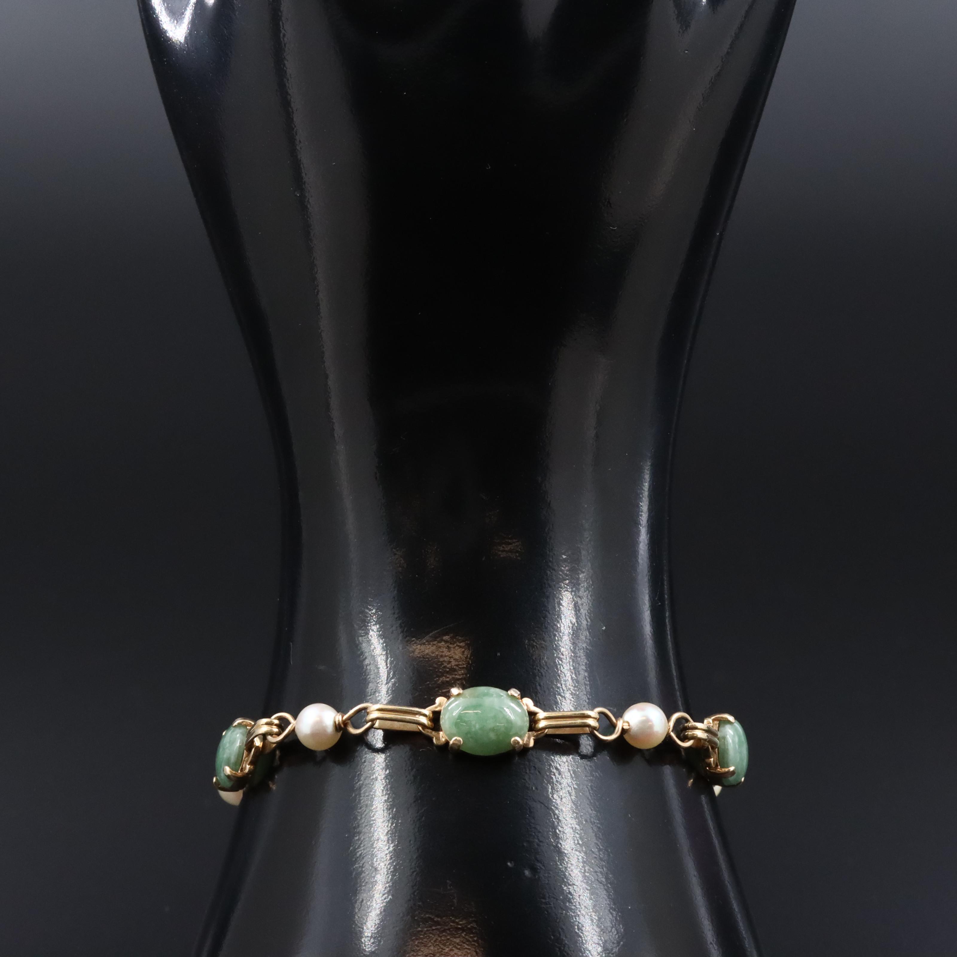 14K Jadeite and Pearl Bracelet