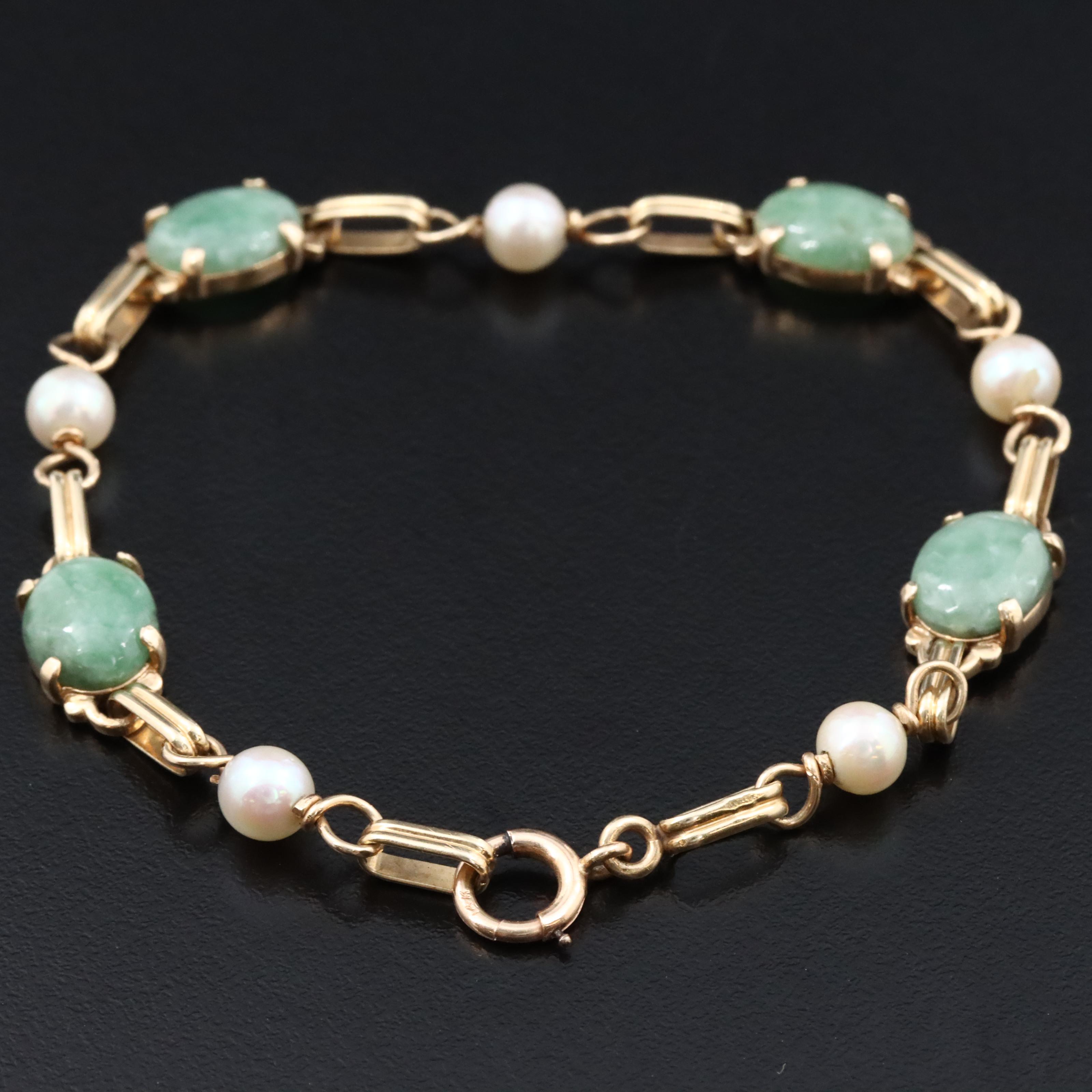 14K Jadeite and Pearl Bracelet