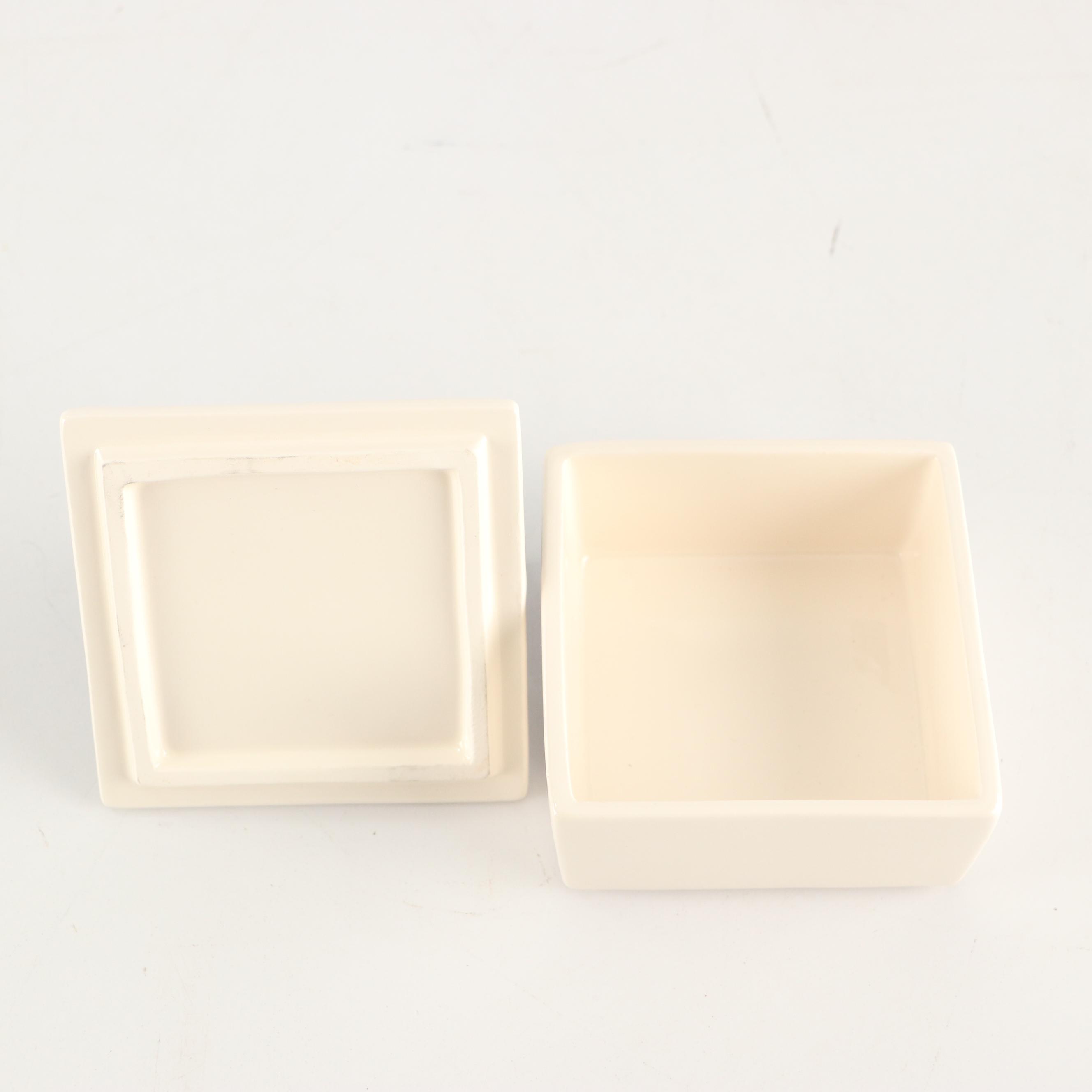 Scottish Terrier Themed Ceramic Table Accessories, Featuring Decanter Set