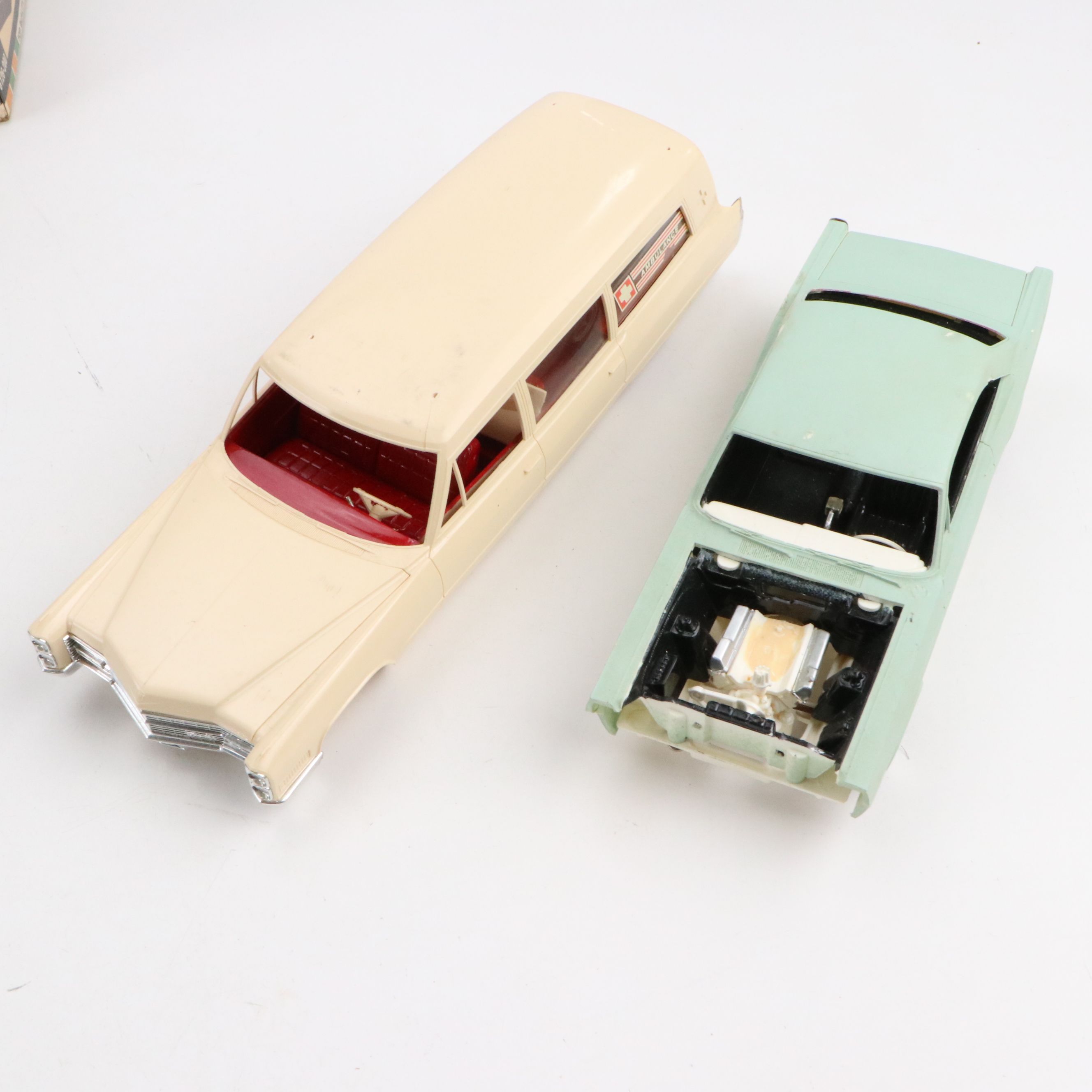 MPC "Chevrolet Panel Truck 1933," Monogram "Mako Shark" and More Model Cars
