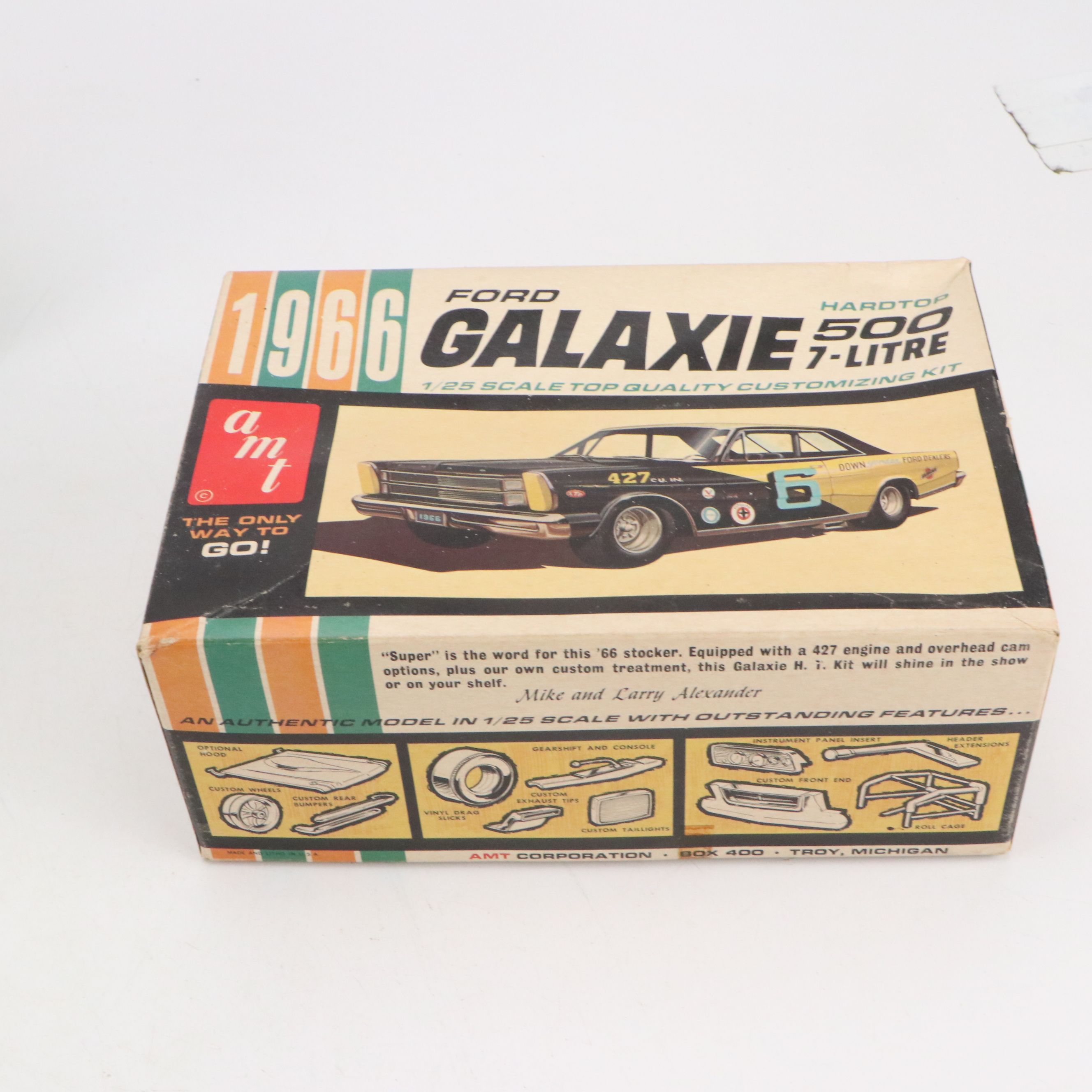 MPC "Chevrolet Panel Truck 1933," Monogram "Mako Shark" and More Model Cars