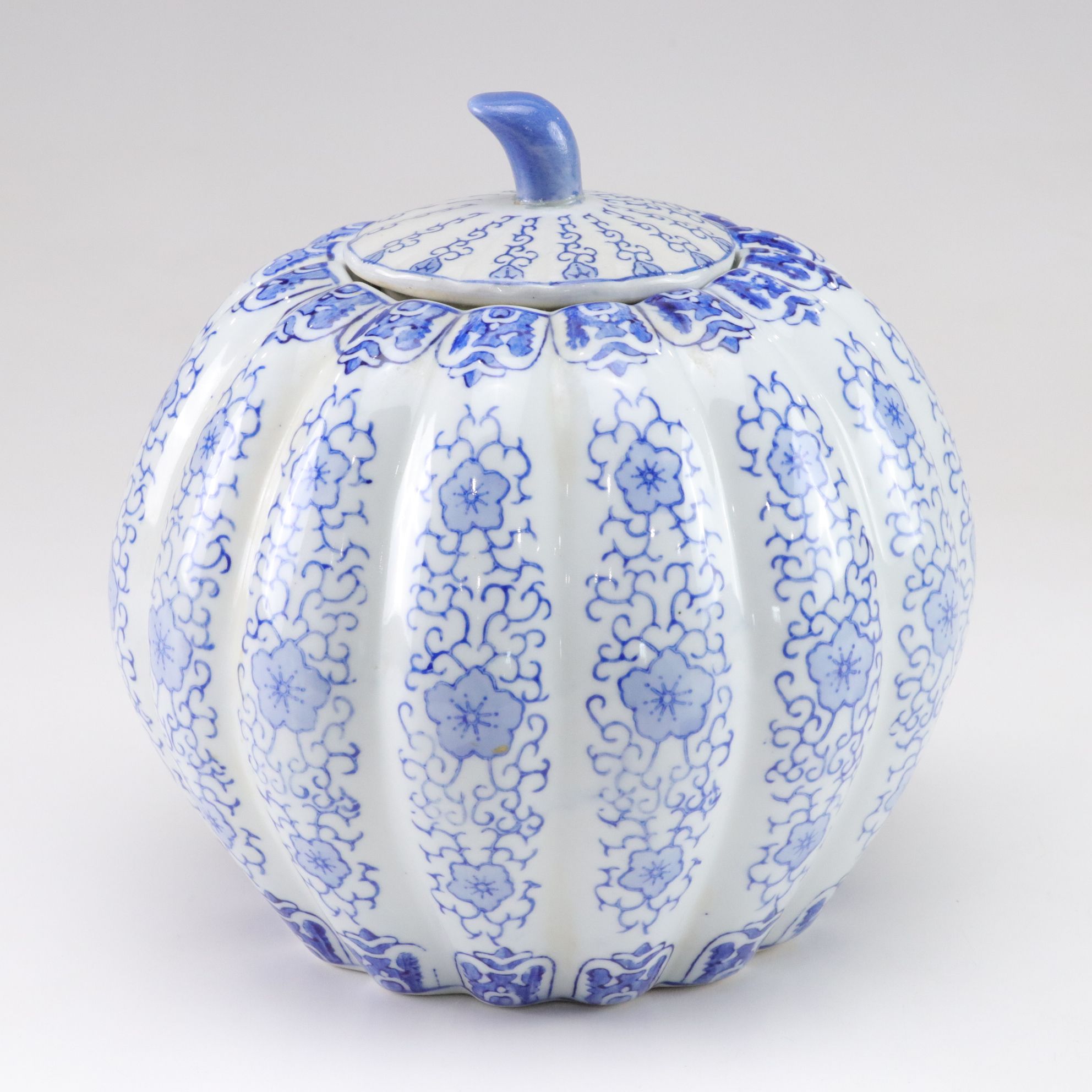 Blue & White Chinoiserie Pumpkin Shaped Temple Jar