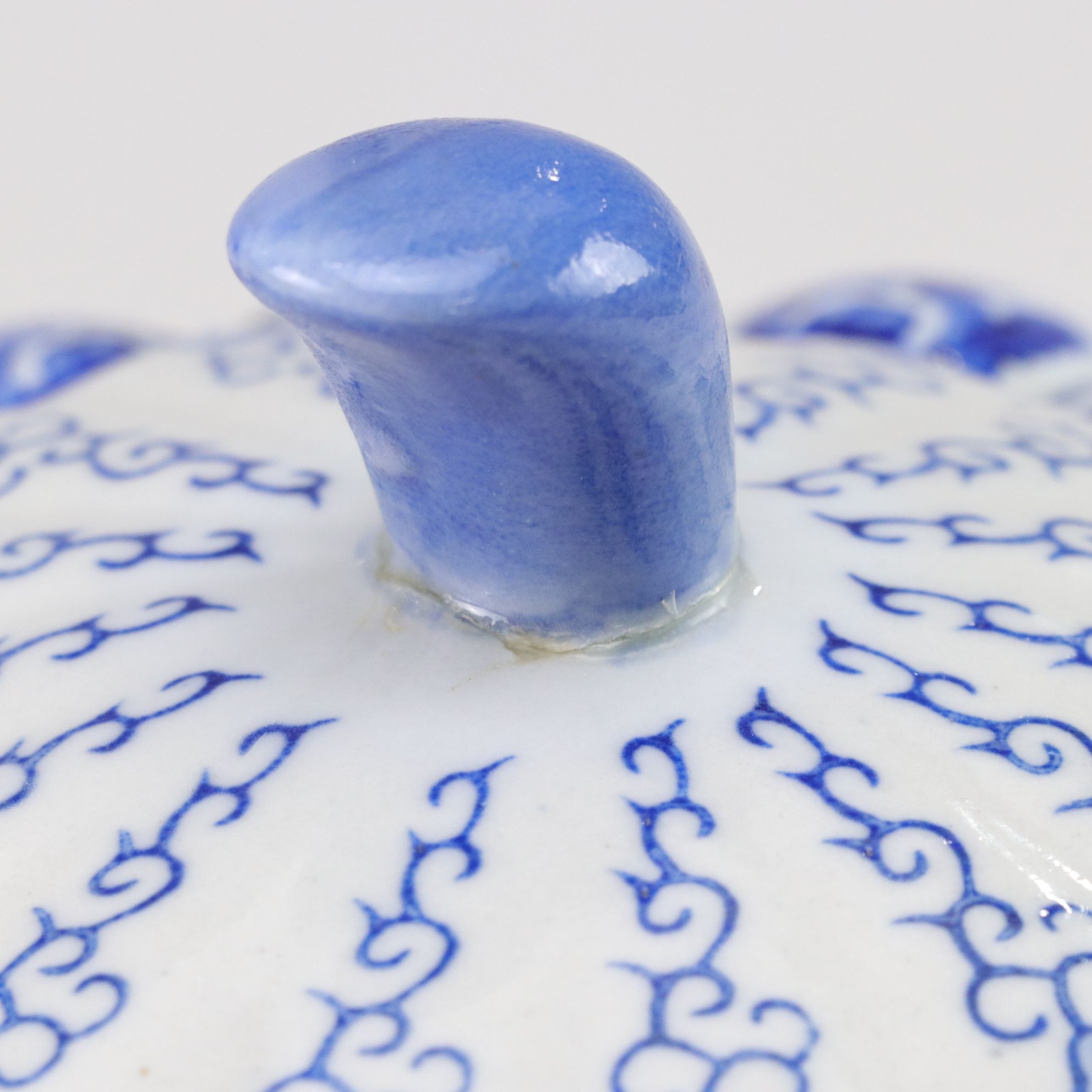 Blue & White Chinoiserie Pumpkin Shaped Temple Jar