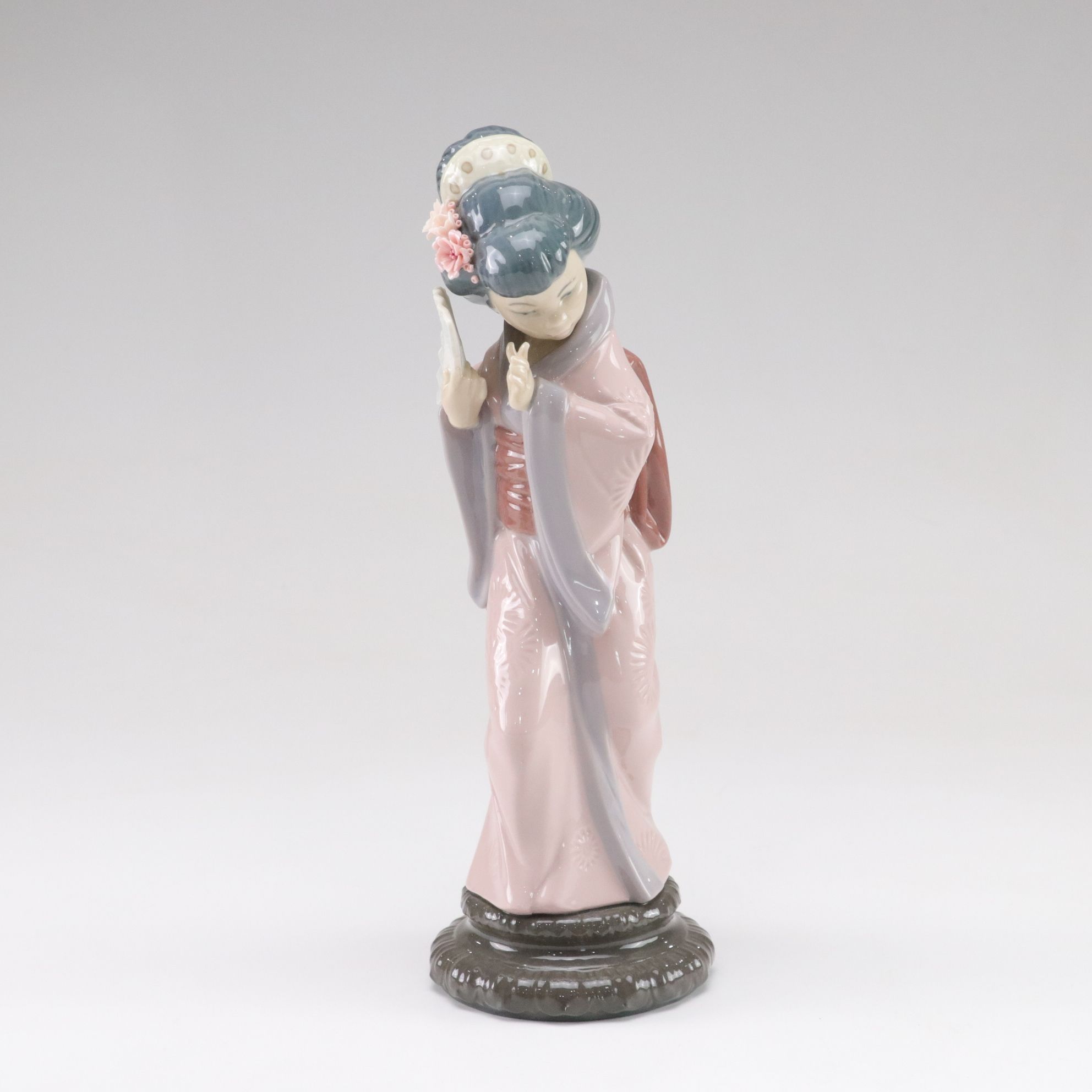 Lladró "Timid Japanese" and "Japanese Flower Arranger" Figurines