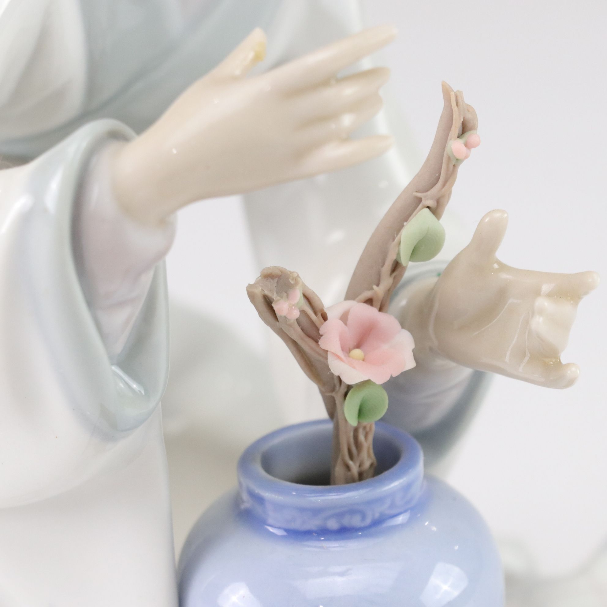 Lladró "Timid Japanese" and "Japanese Flower Arranger" Figurines