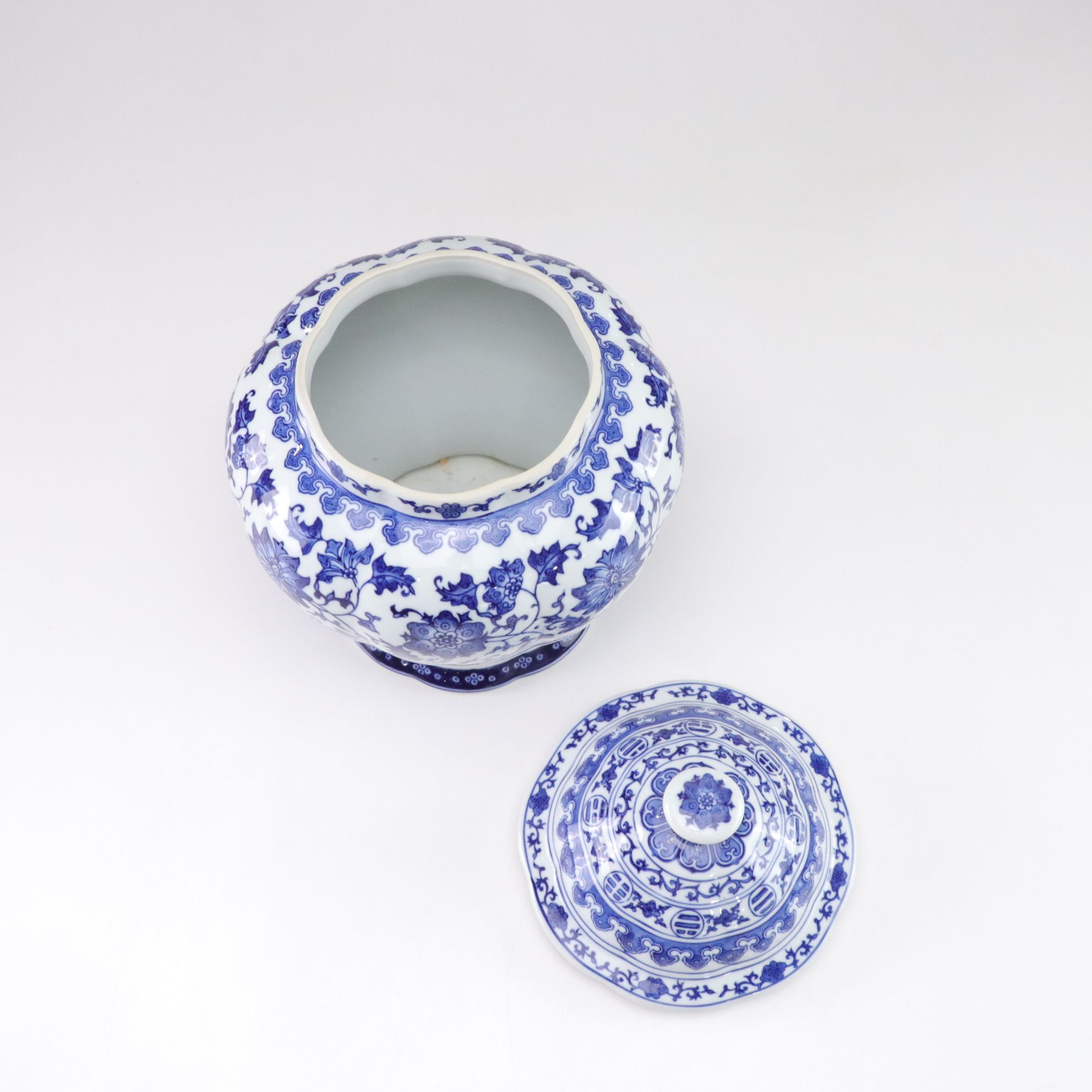 Bombay Chinese Ceramic Ginger Jar, Late 20th to 21st Century