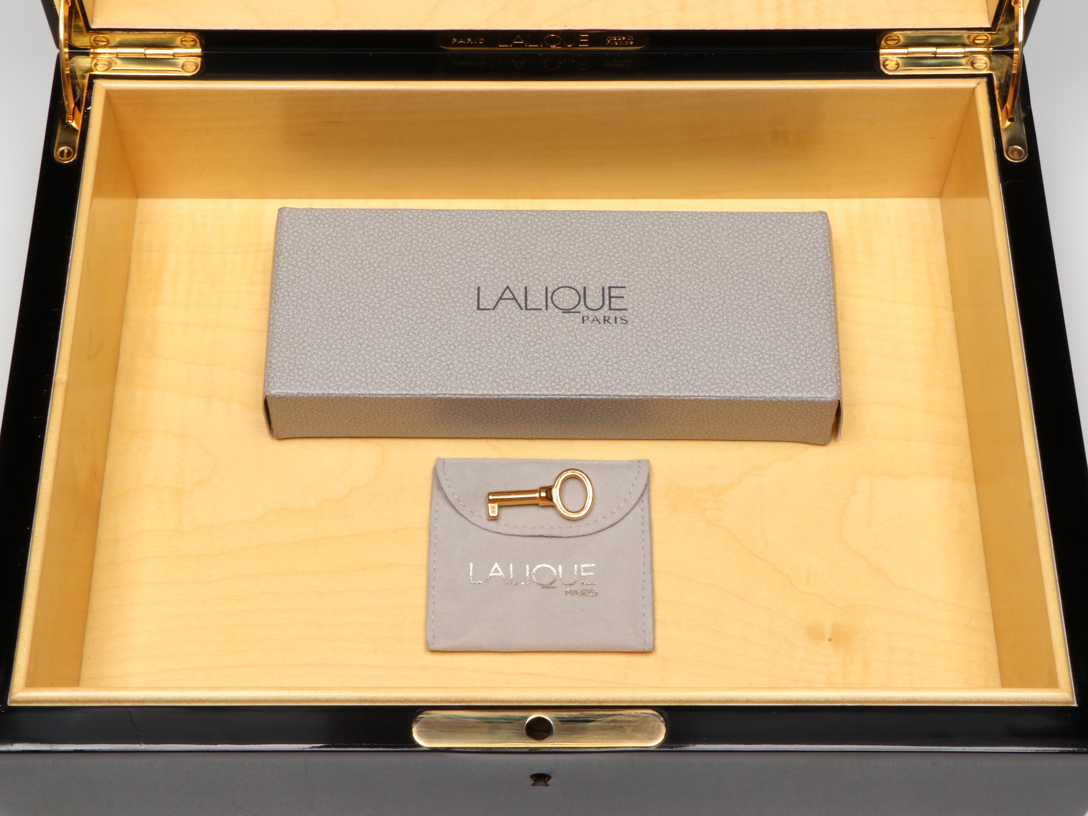 Lalique "Madison" Crystal and Black Lacquered Sycamore Humidor, 1999