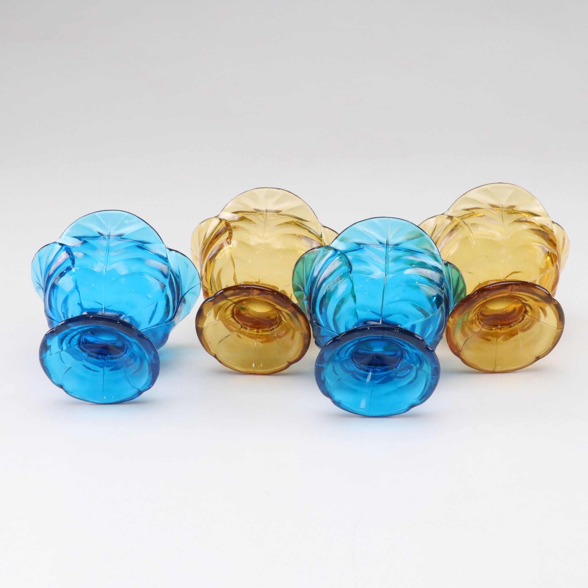 Eight Viking Glass "Cabbage Leaf" Footed Dessert Bowls, Late 20th Century