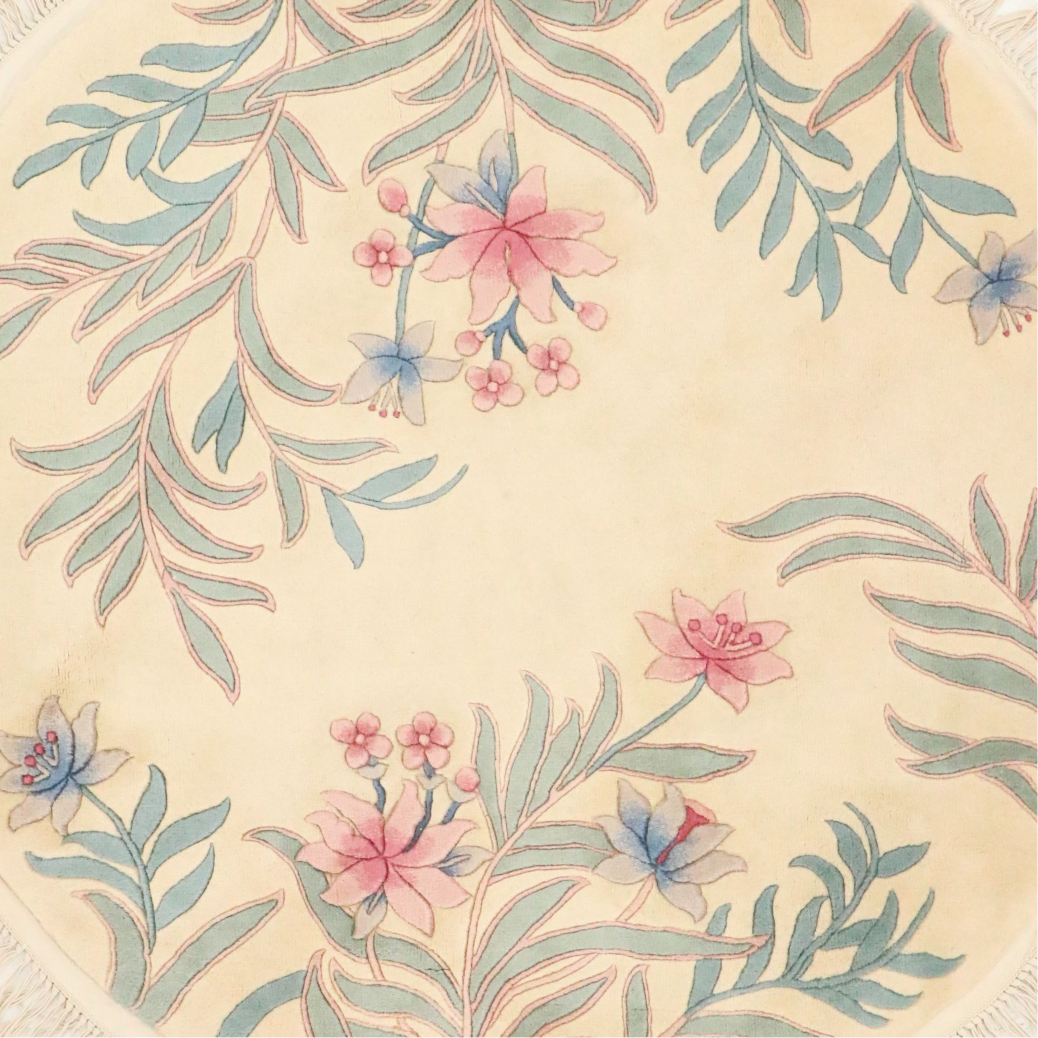 5'9 Round Hand-Knotted Chinese Peking Area Rug