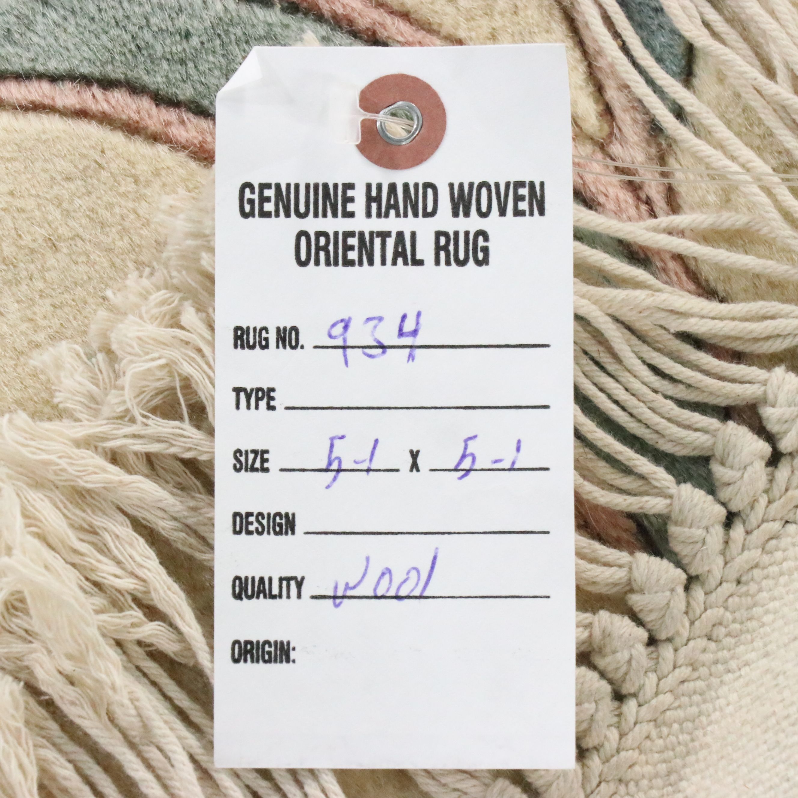 5'9 Round Hand-Knotted Chinese Peking Area Rug