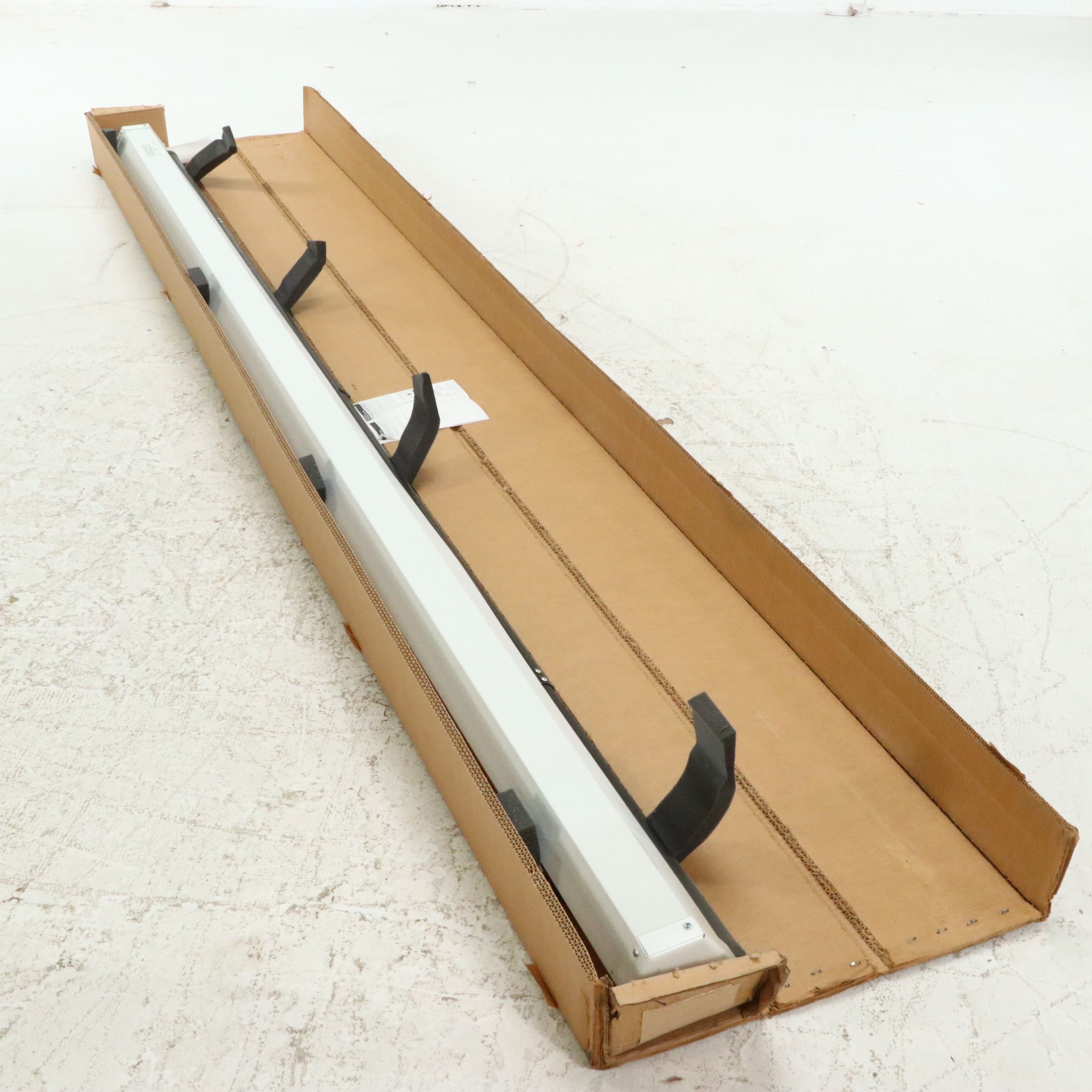 Da-Lite Model C White Metal Frame Manual Pulldown 8' x 10' Projection Screen