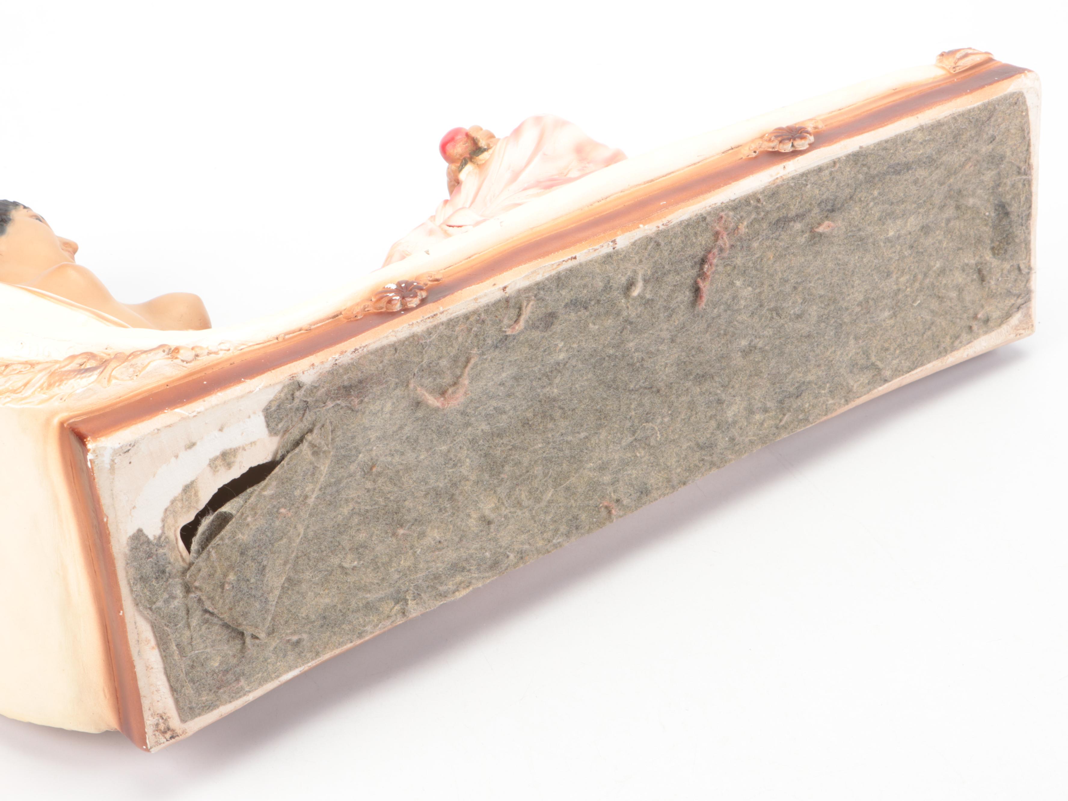 Venus Victorious Style Painted Chalkware Figurine, Mid to Late 20th Century