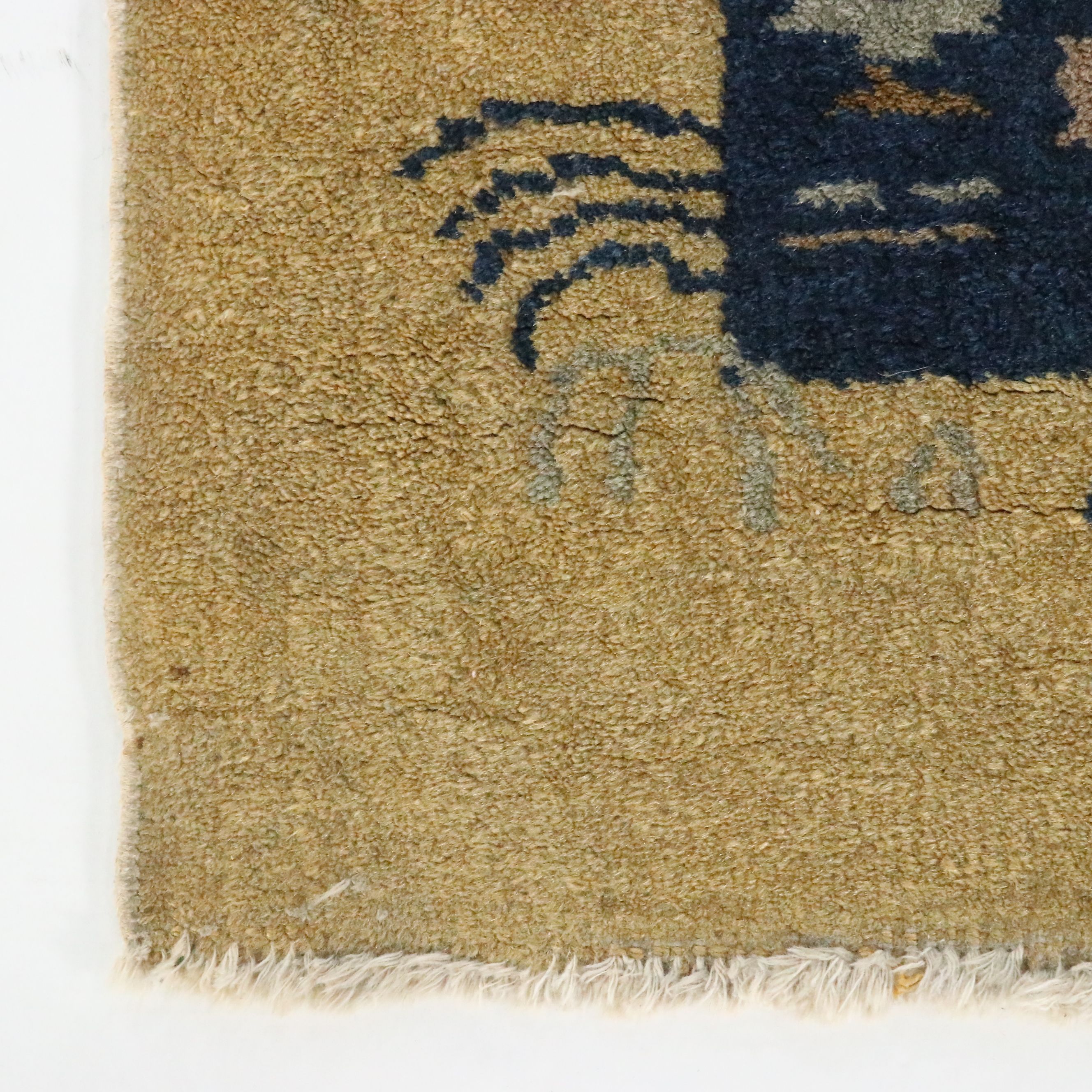 2'2 x 3' Hand-Knotted Chinese Nichols Art Deco Style Accent Rug