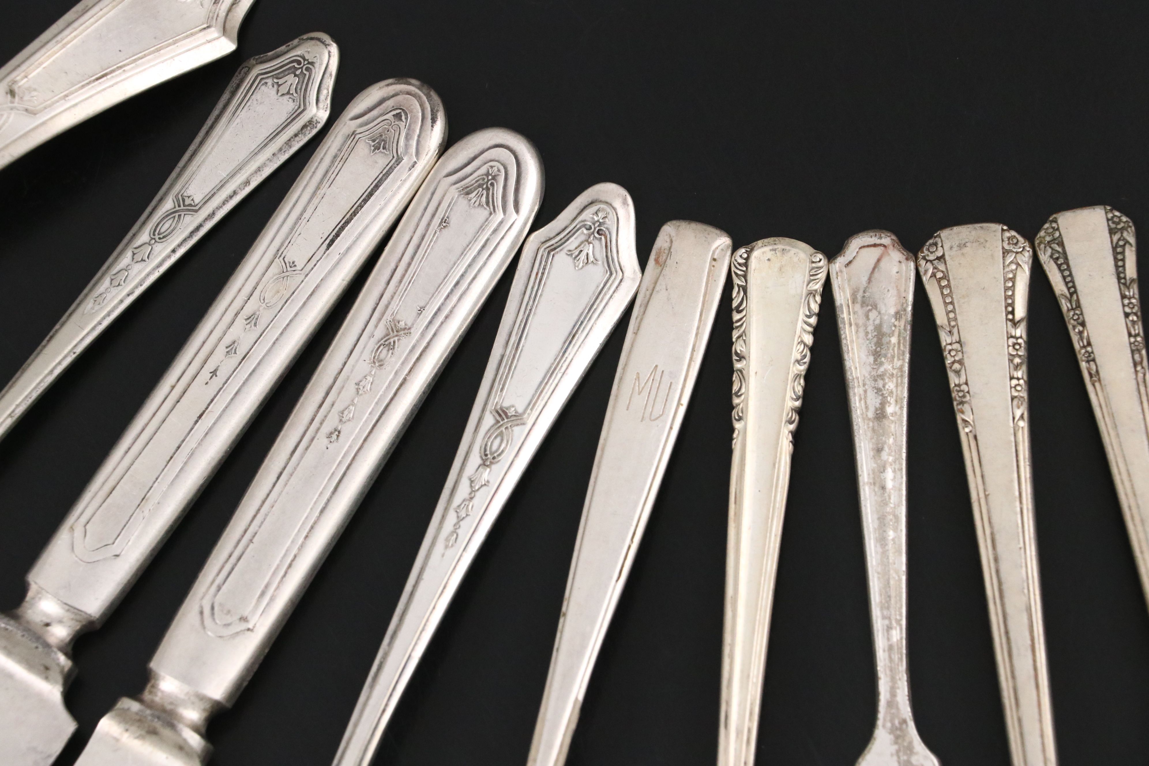 Oneida Community "Tudor Plate" with Other Silverplate Flatware
