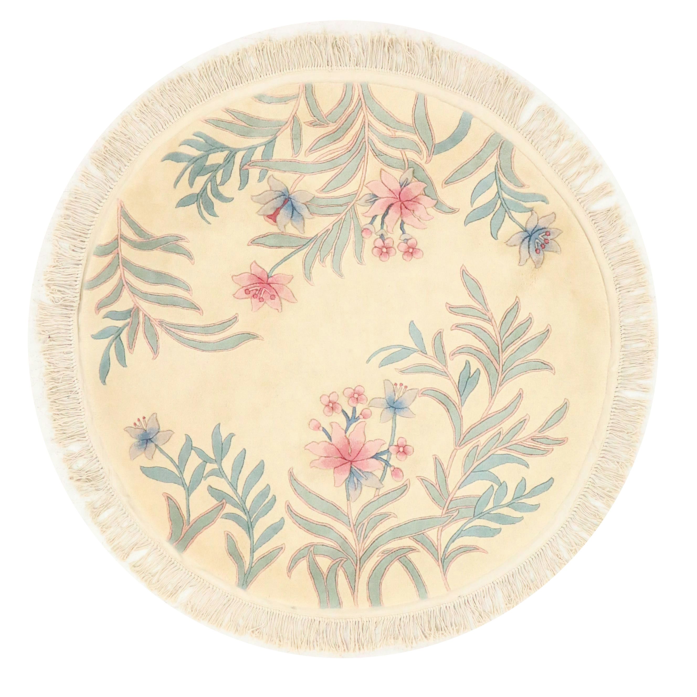 5'9 Round Hand-Knotted Chinese Peking Area Rug