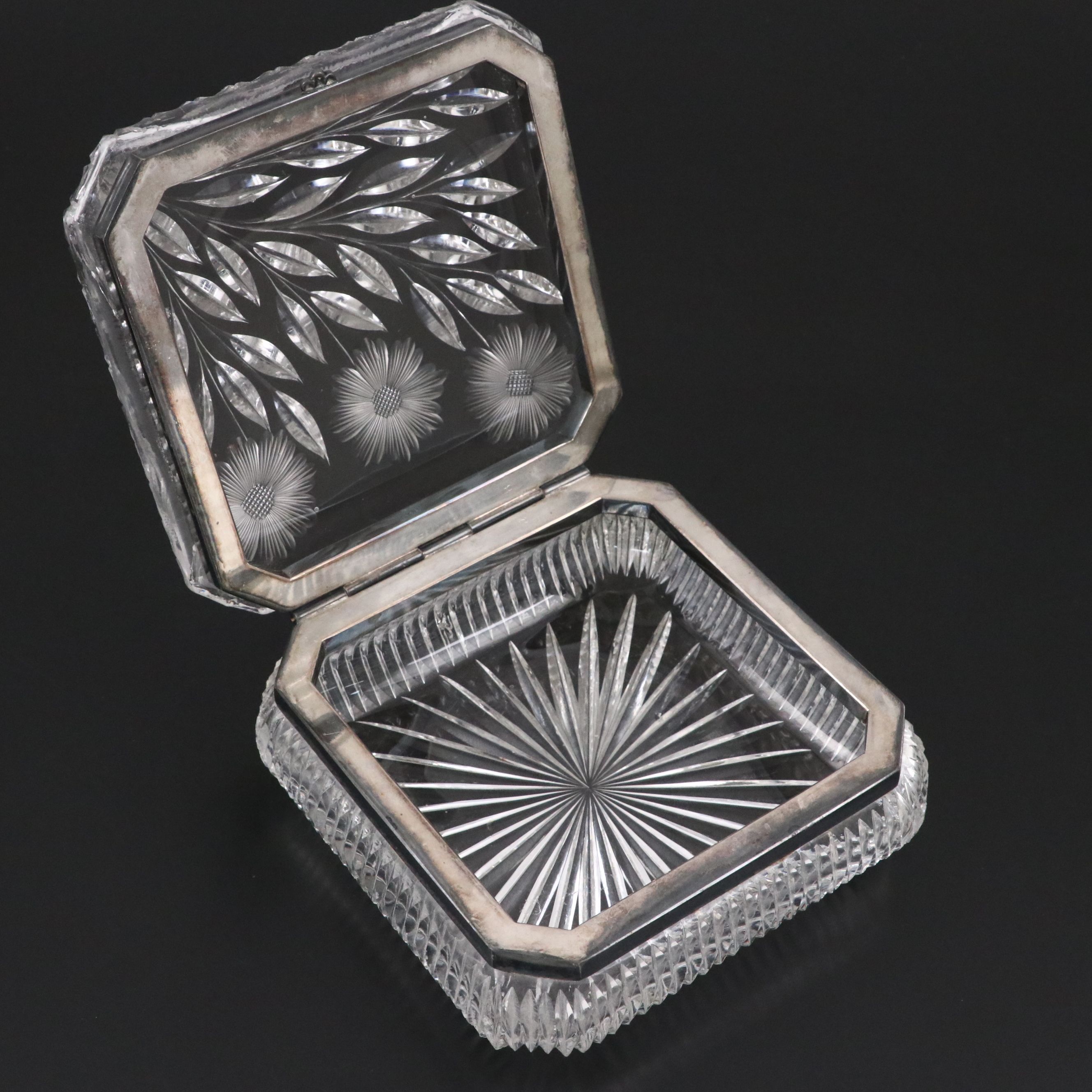 American Brilliant Style Cut Glass Covered Box, Early 20th Century