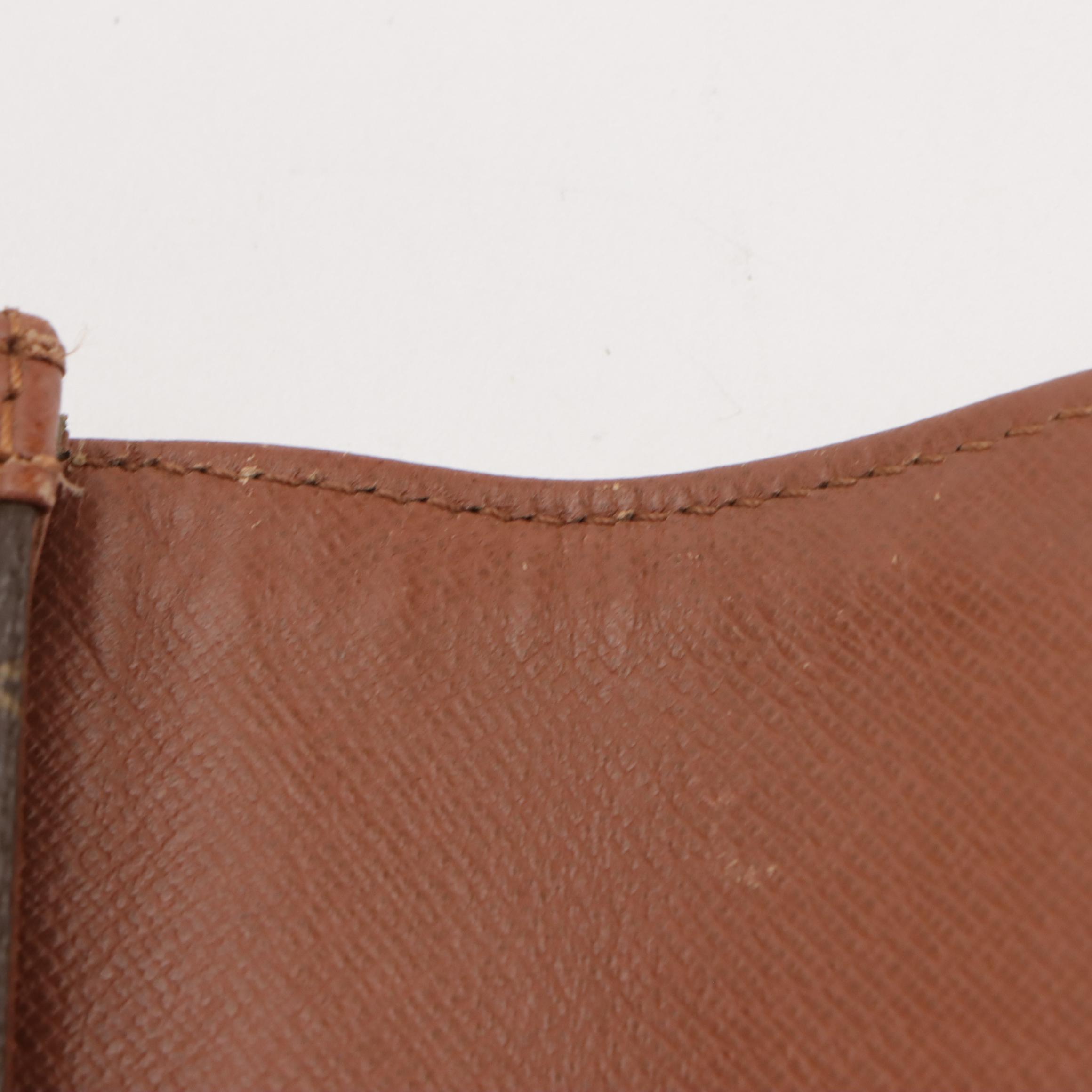 Louis Vuitton Pochette Dame Clutch in Monogram Canvas and Leather