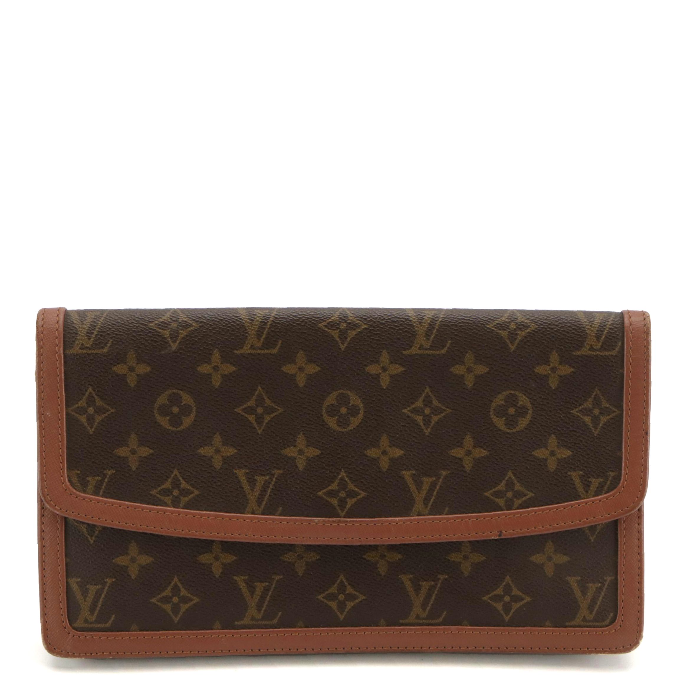Louis Vuitton Pochette Dame Clutch in Monogram Canvas and Leather