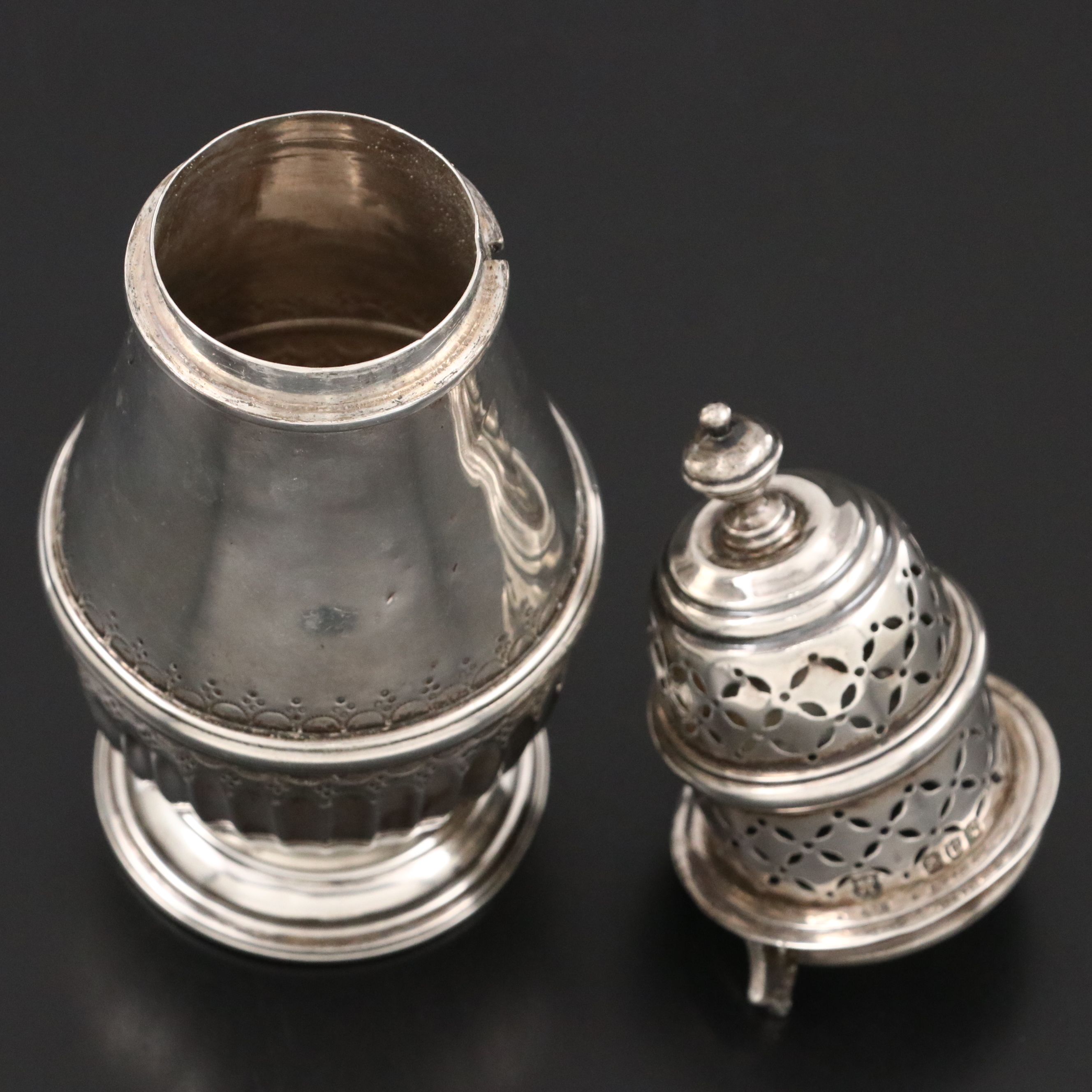 Goldsmiths & Silversmiths Co. Irish Sterling Silver Muffineer, 1890