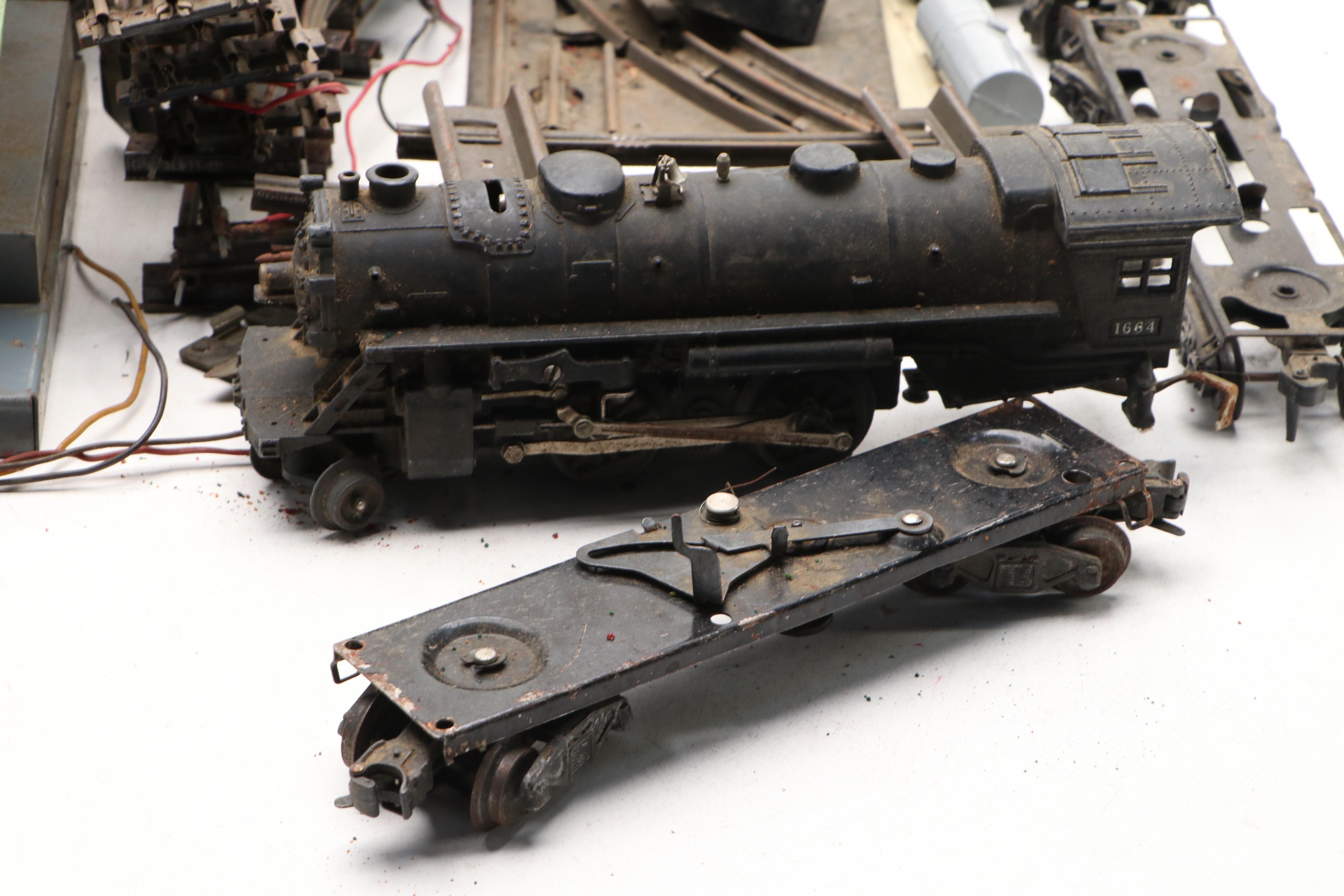 Lionel Trains, Scenery and A. C. Gilbert Co. American Flyer Accessories