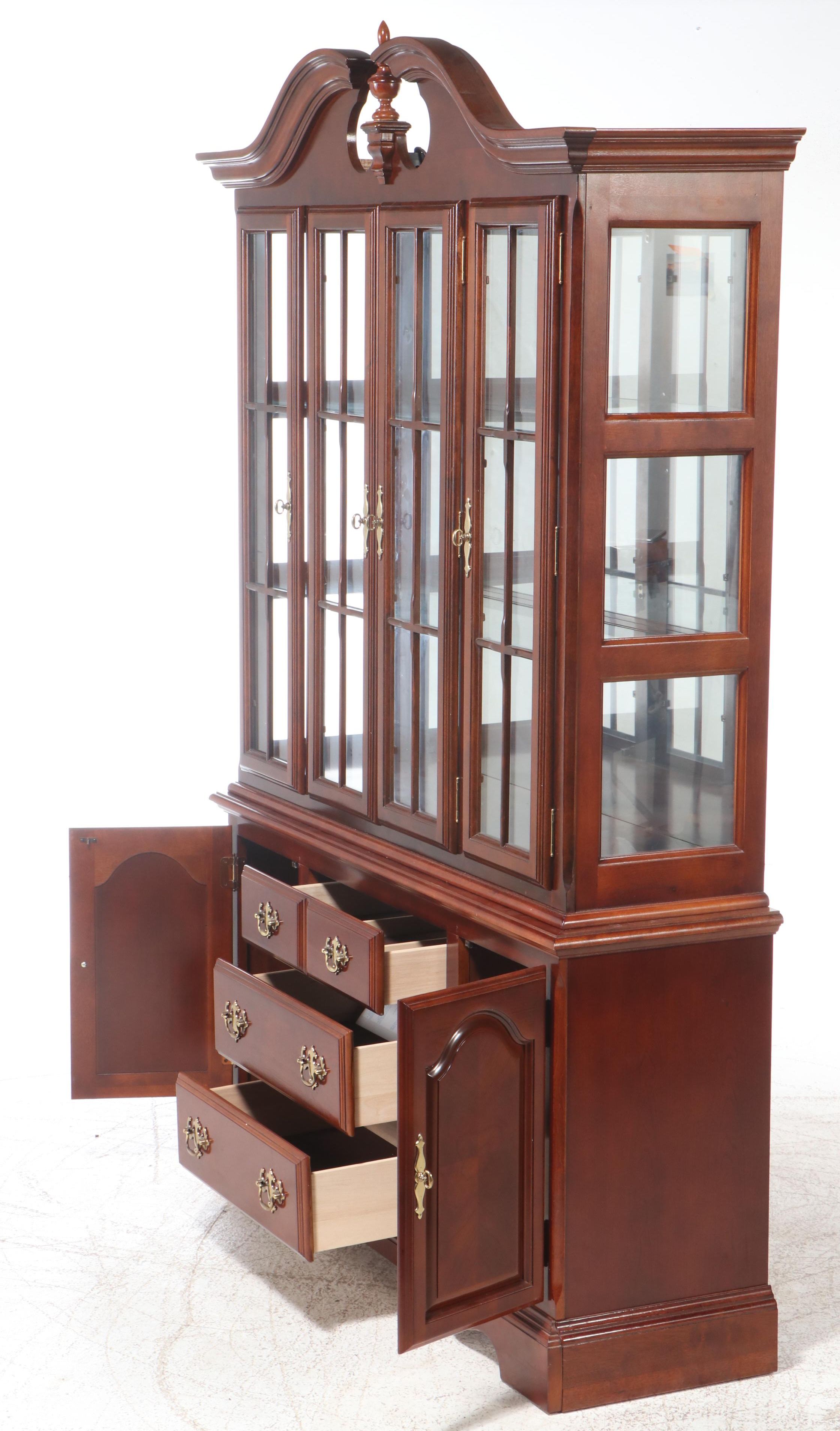 Universal Furniture Chippendale Style Illuminated Mahogany China Cabinet