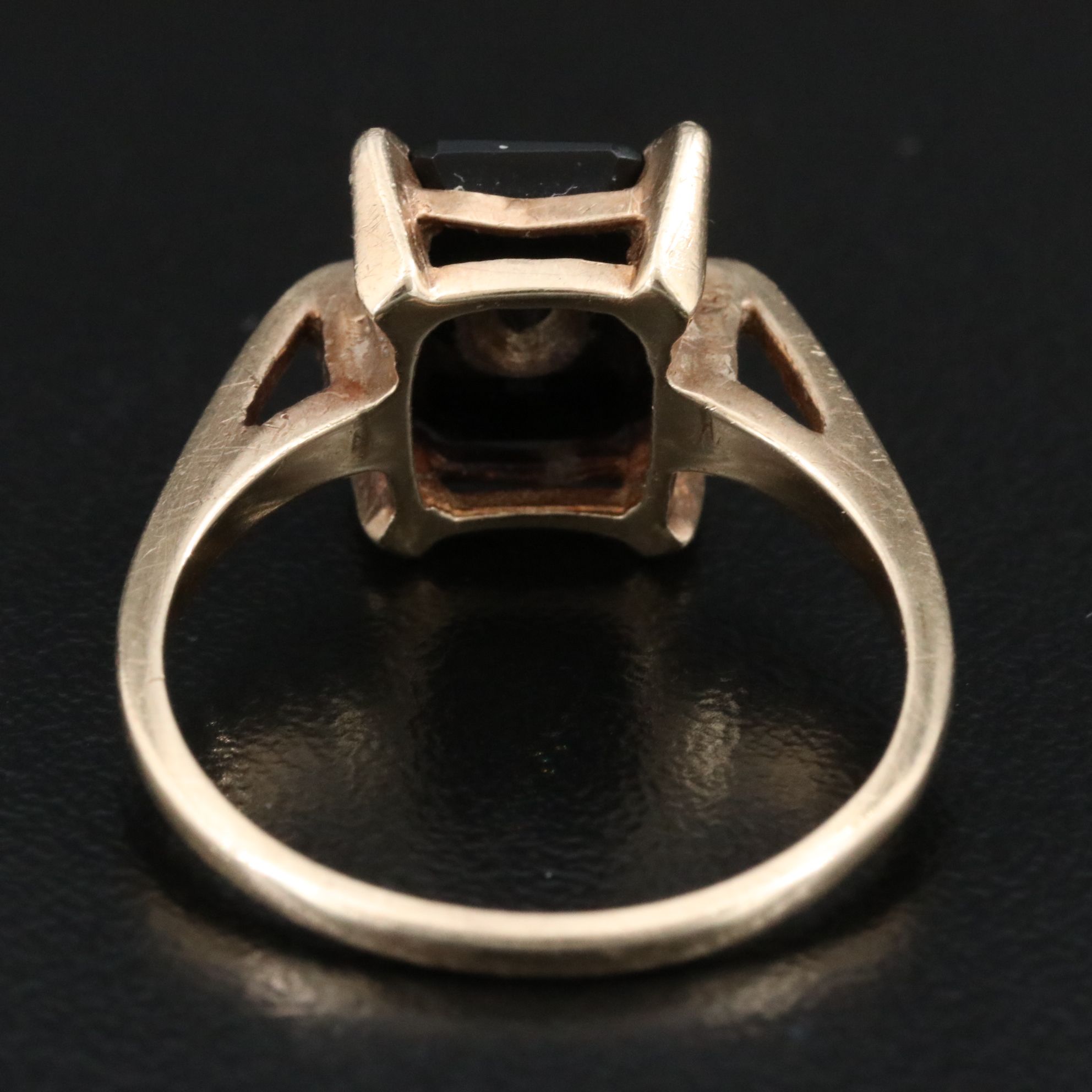 Vintage 10K Black Onyx and Diamond Ring