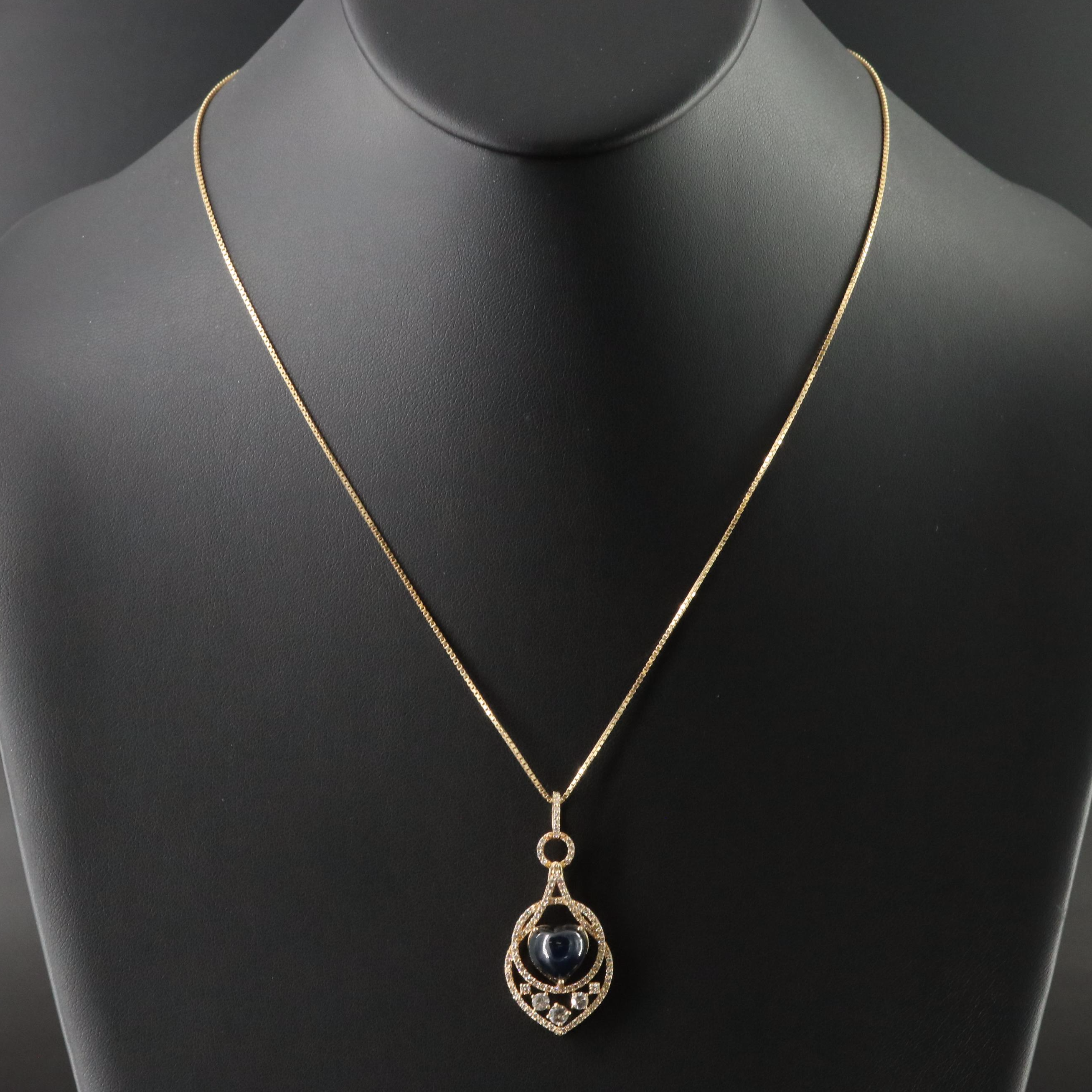 14K 5.35 CT Sapphire, Diamond and White Sapphire Necklace with IGI Report