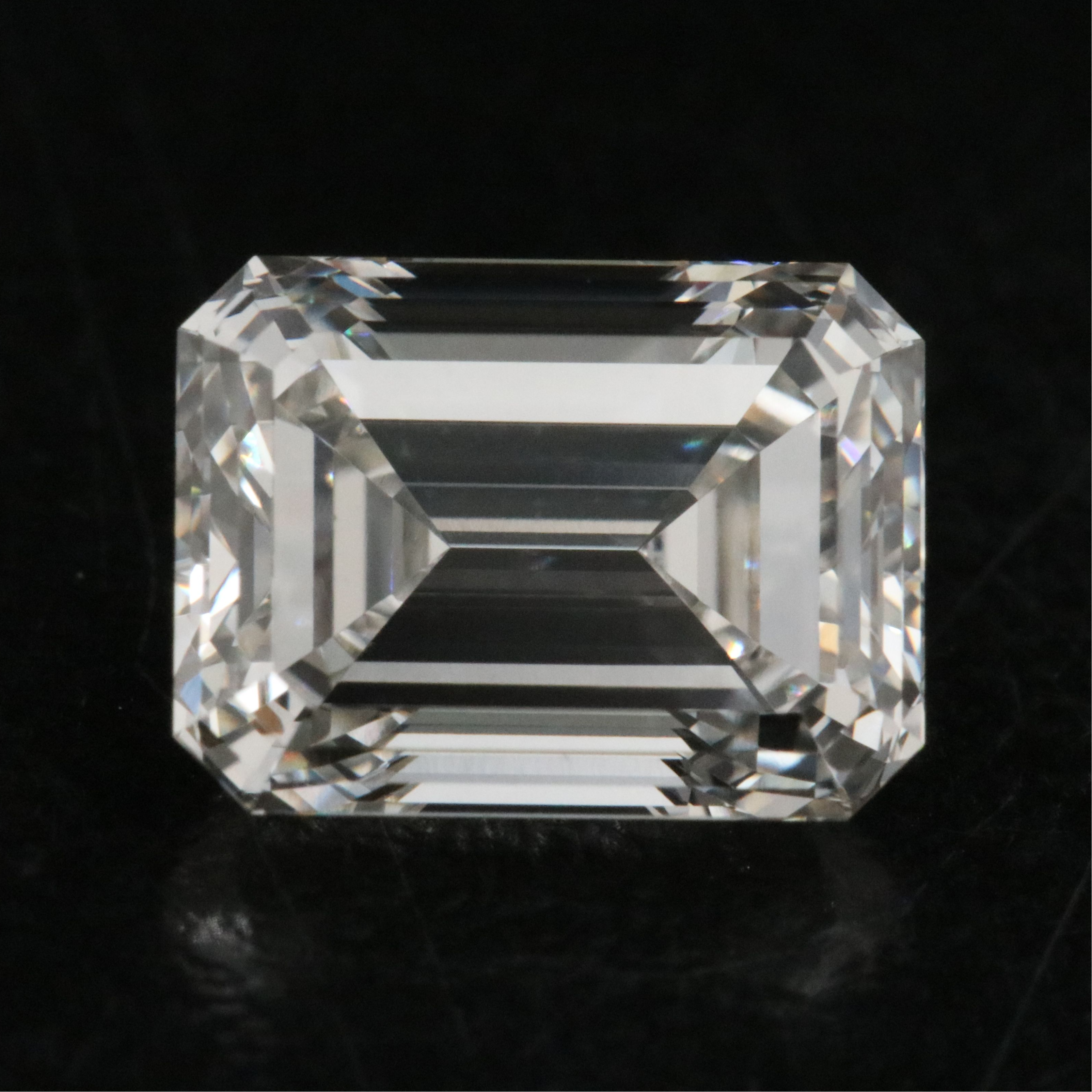 Loose 1.96 CT Lab Grown Diamond with IGI Report