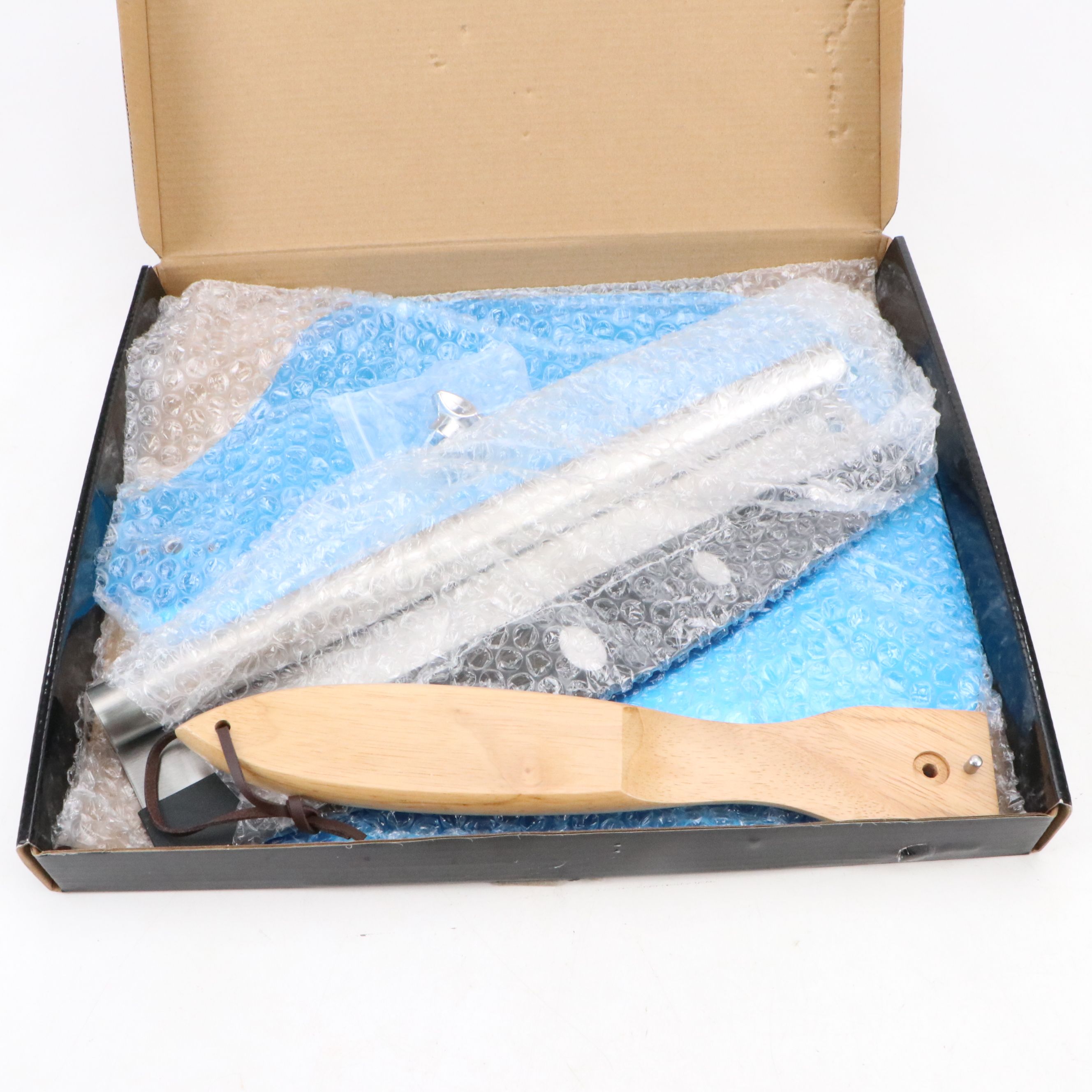 Kitchen Aid Rolling Pin with Masterclass Baking Dish and Other Cookware