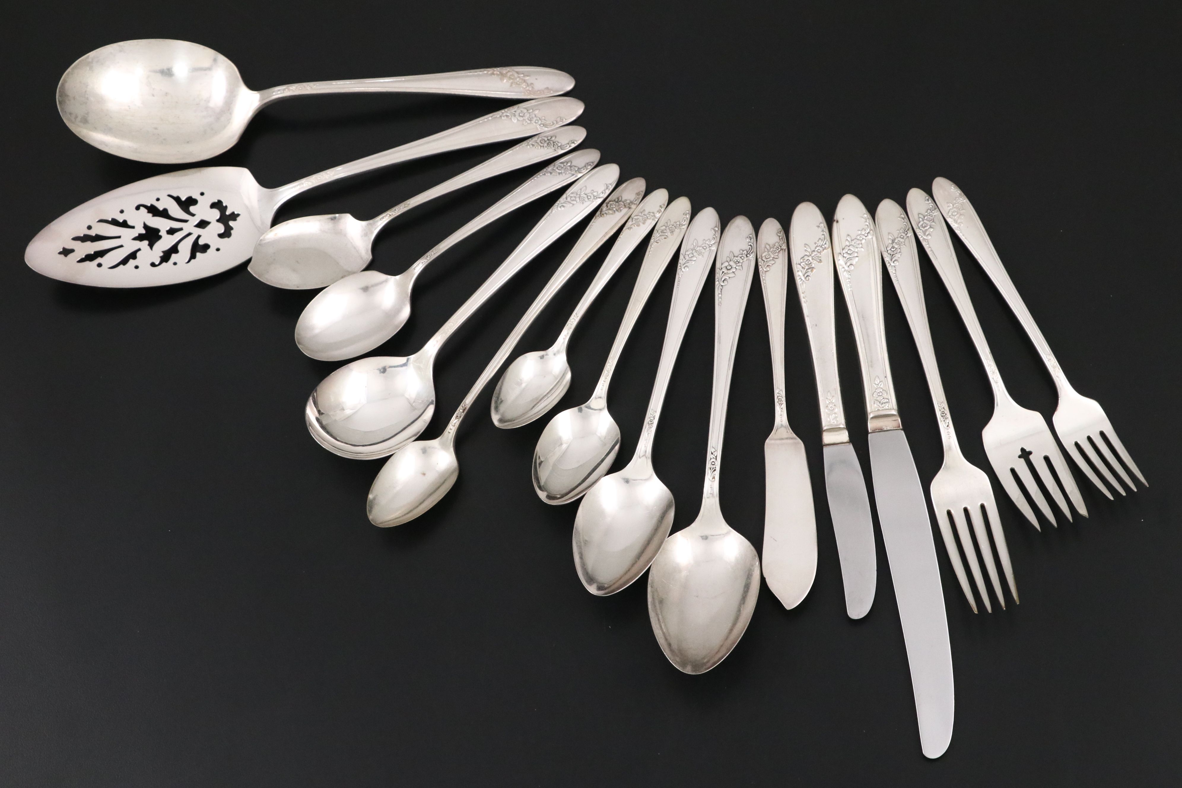 Oneida "Queen Bess II" Silver Plate Flatware, Mid to Late 20th Century
