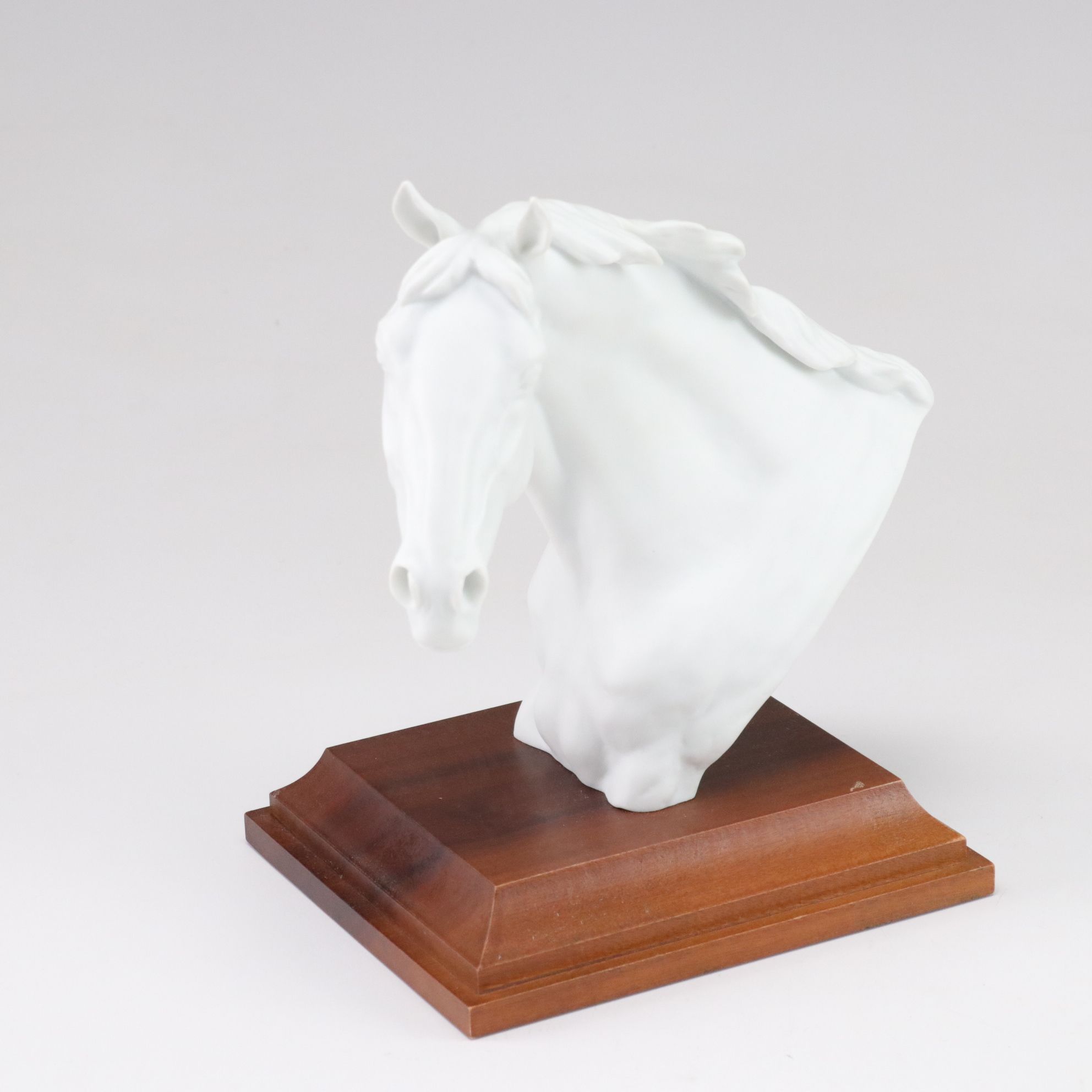 Franklin Mint Hand-Painted Porcelain Figurine "Racing the Wind" and Kaiser Horse