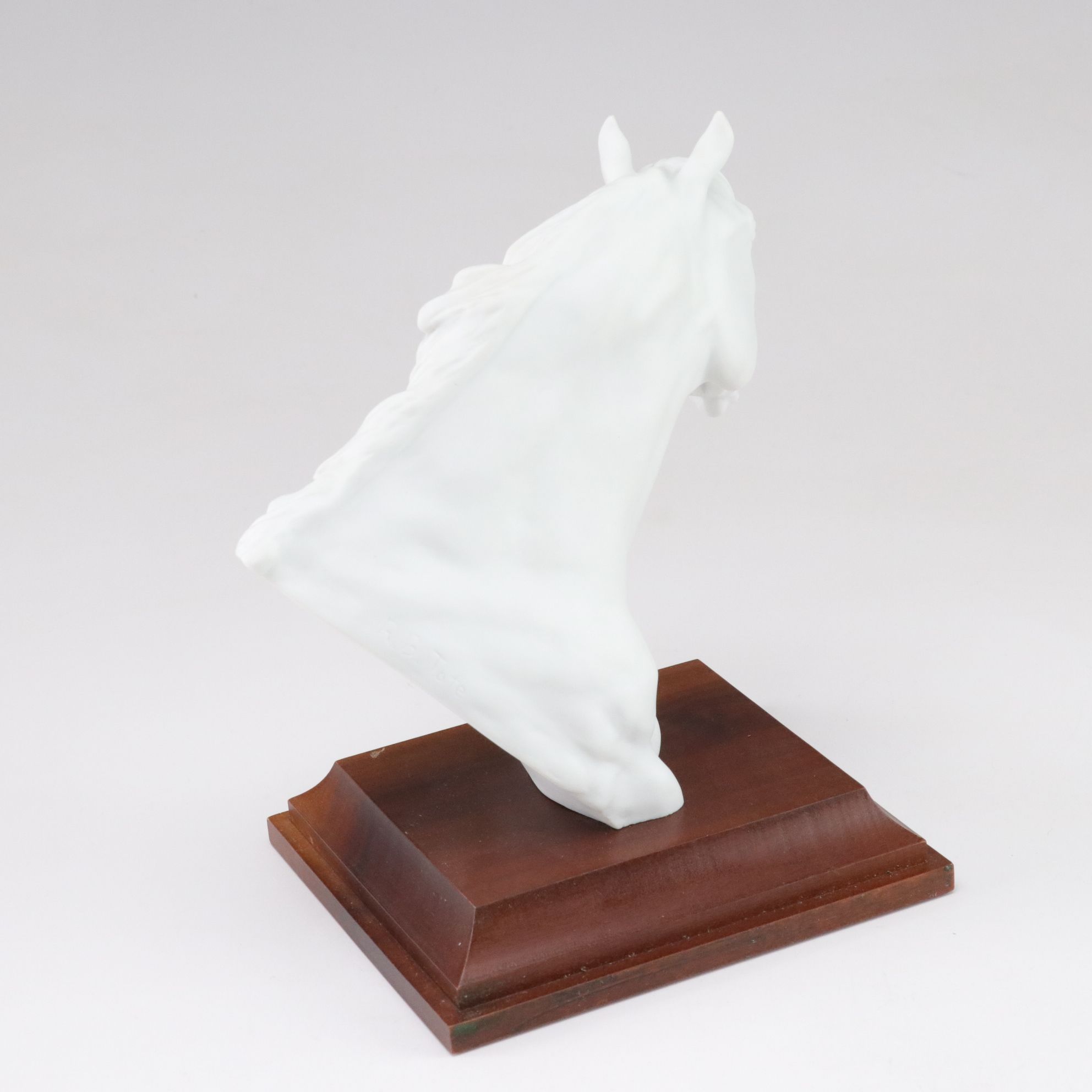 Franklin Mint Hand-Painted Porcelain Figurine "Racing the Wind" and Kaiser Horse
