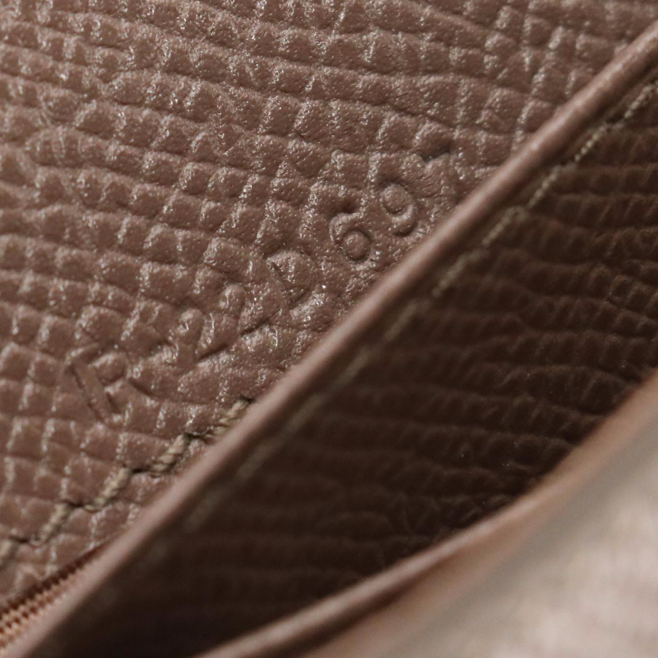 Salvatore Ferragamo Gancini Crossbody Chain Bag in Leather