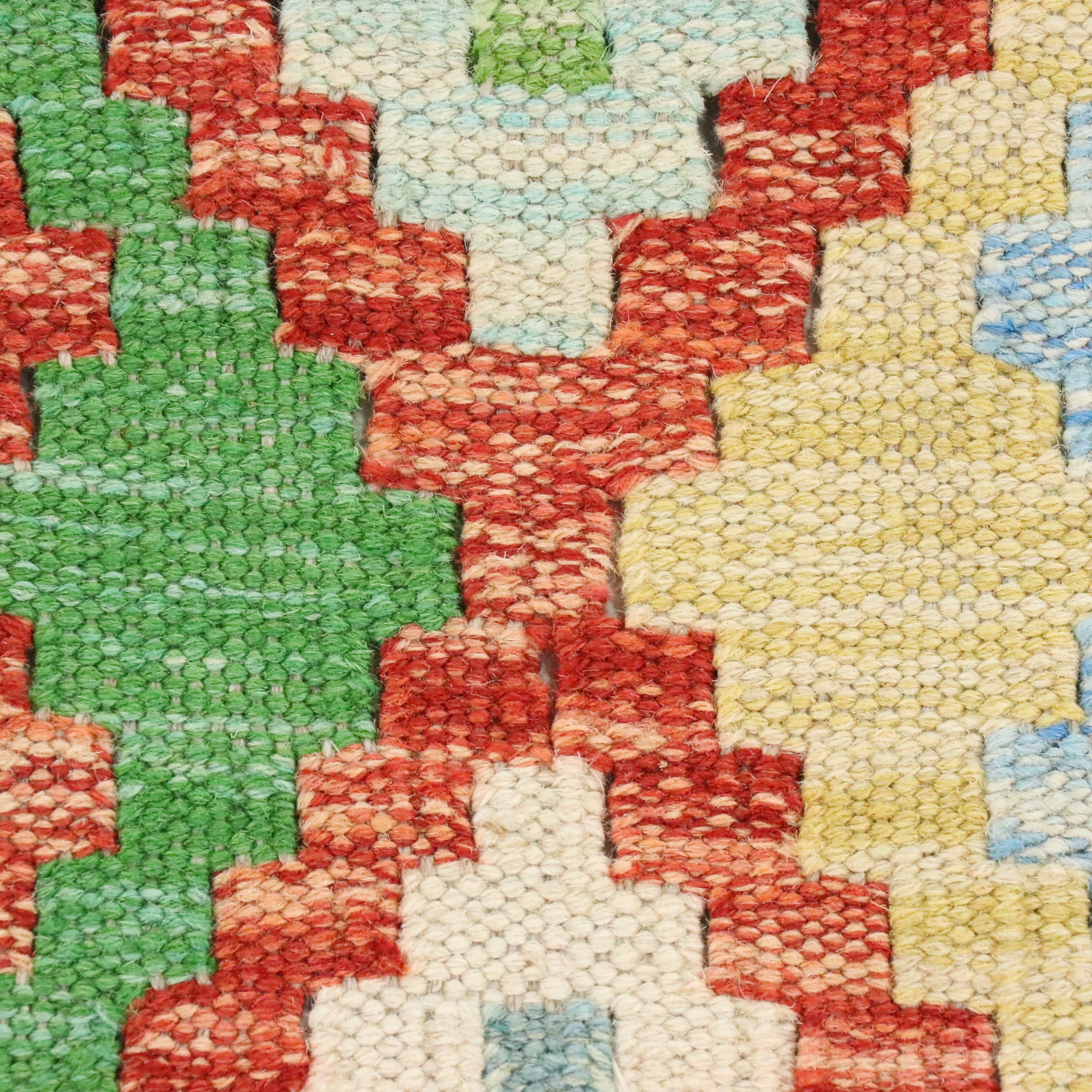 5'9 x 7'11 Handwoven Pakistani Kilim Area Rug