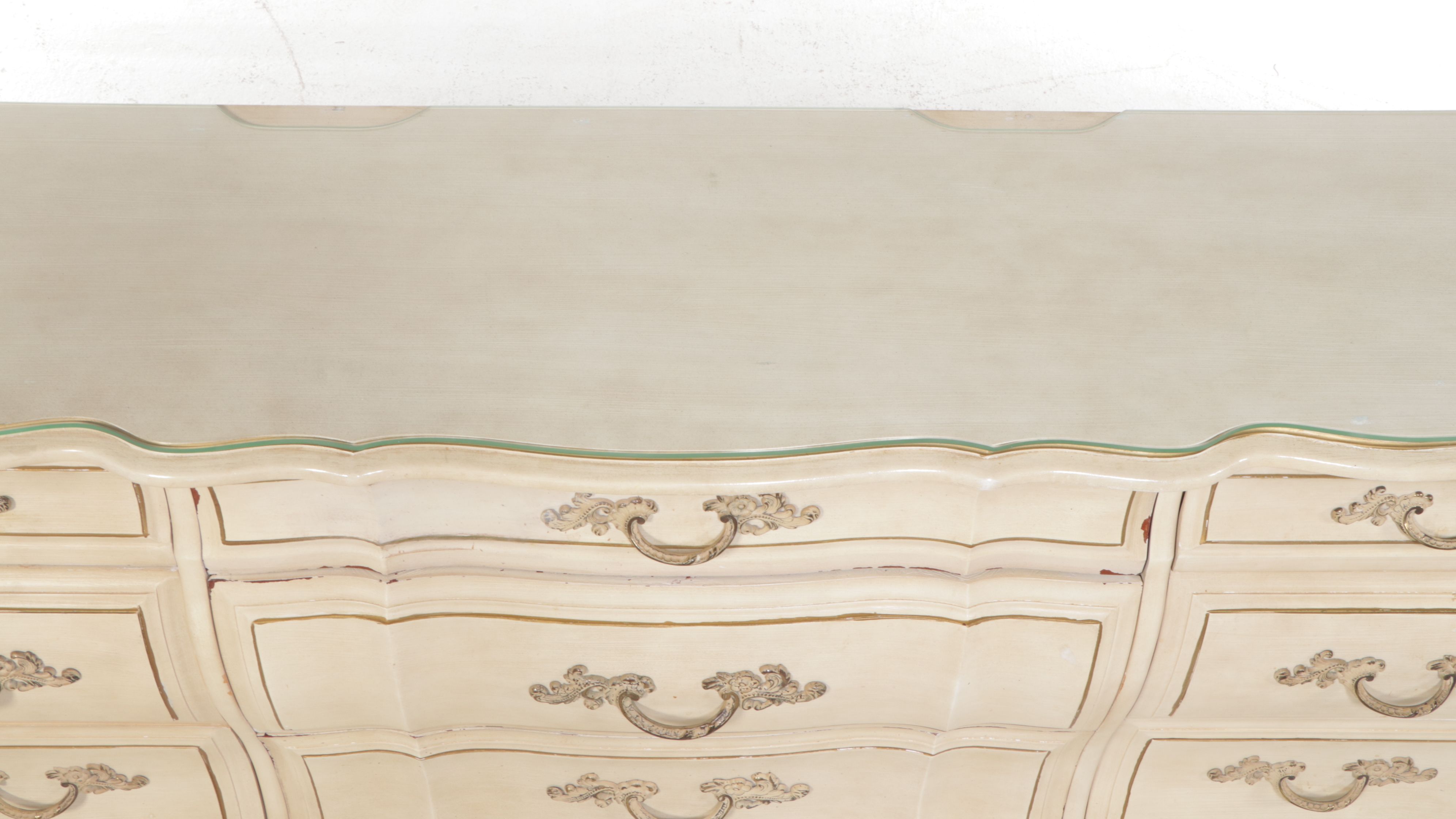 French Provincial Painted Wood Dresser, Mid to Late 20th Century