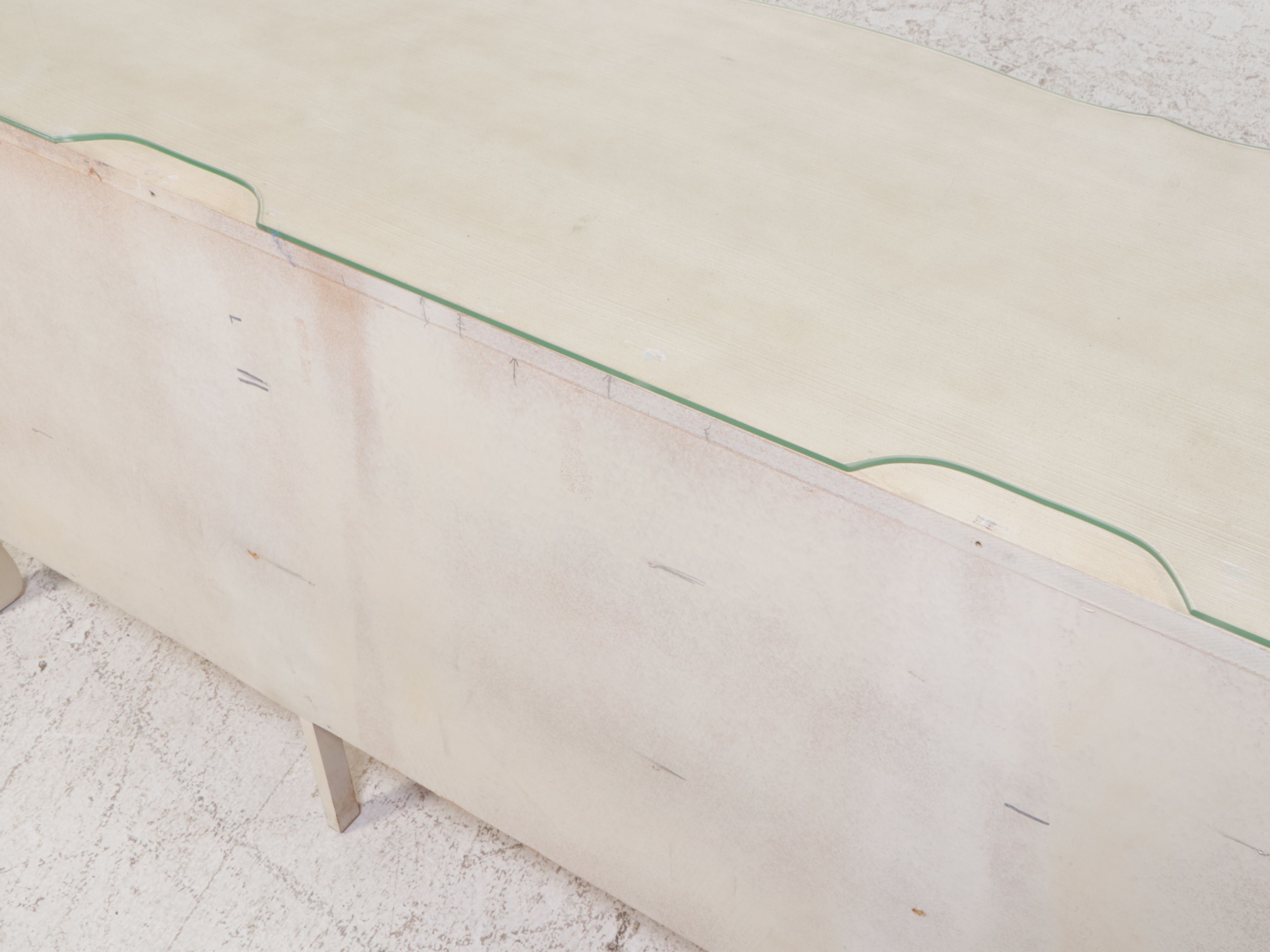 French Provincial Painted Wood Dresser, Mid to Late 20th Century