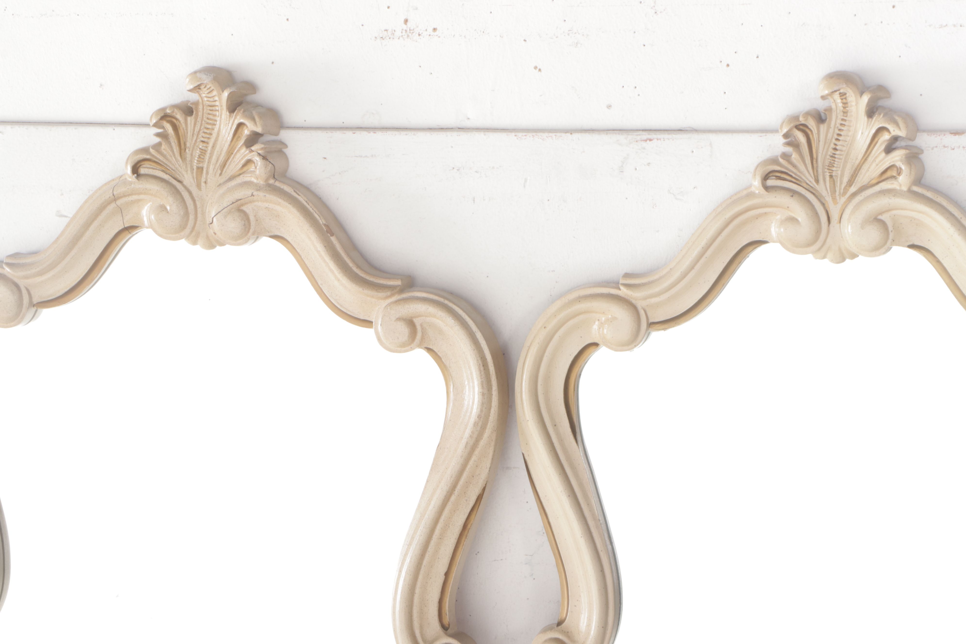 French Provincial Painted Wood Dresser, Mid to Late 20th Century